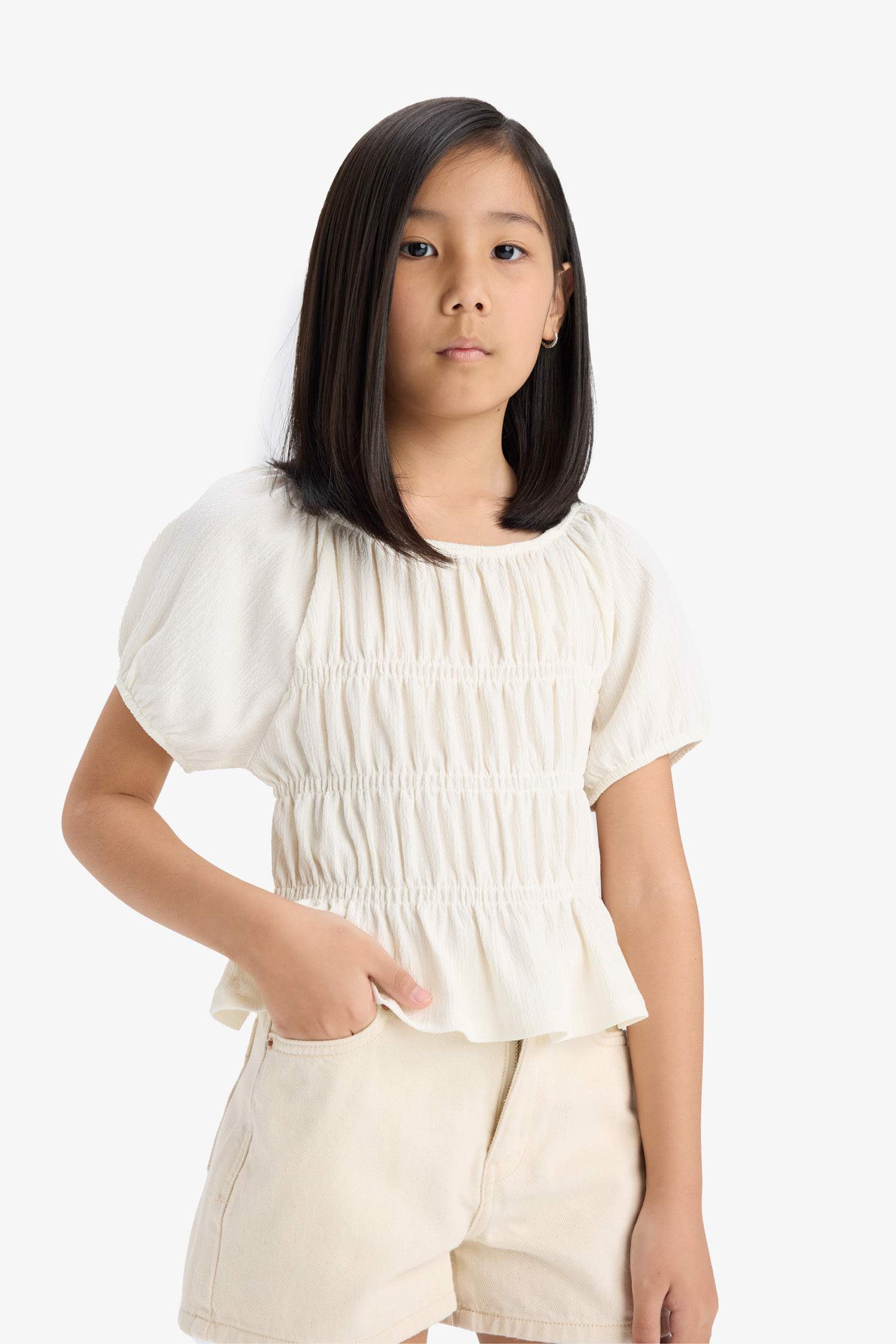 Kız Çocuk Relax Fit Bisiklet Yaka Bürümcük Kısa Kollu Bluz