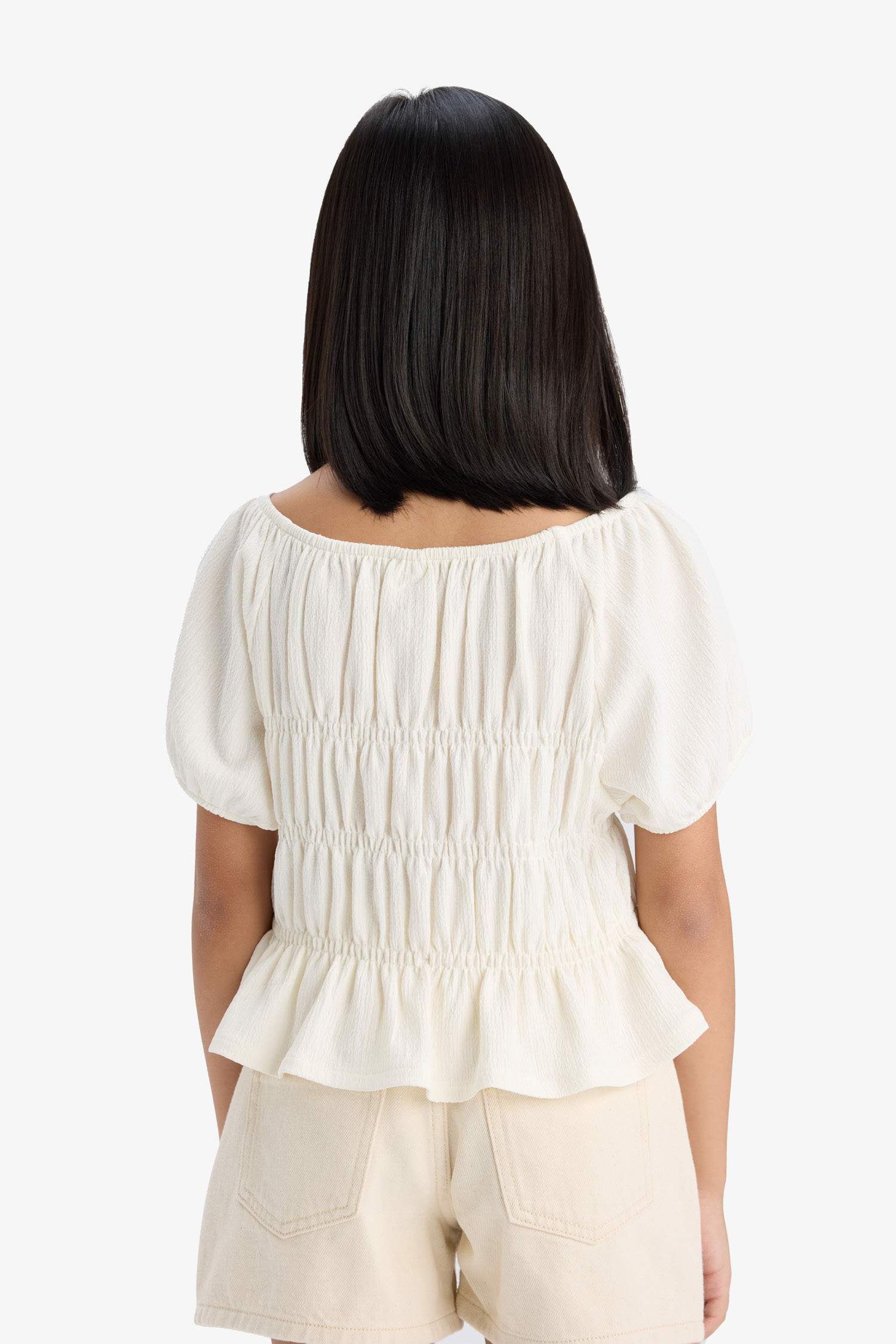 Kız Çocuk Relax Fit Bisiklet Yaka Bürümcük Kısa Kollu Bluz