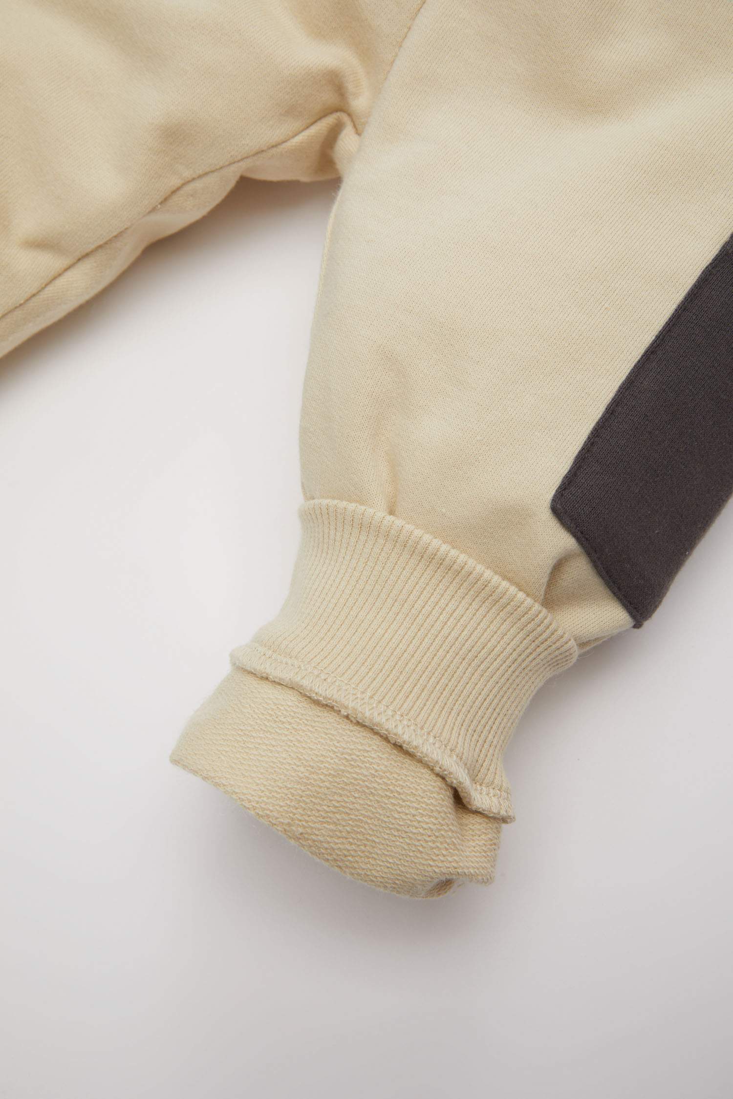 بنطلون جينز بيبي اولادي خفيف قصة عادية