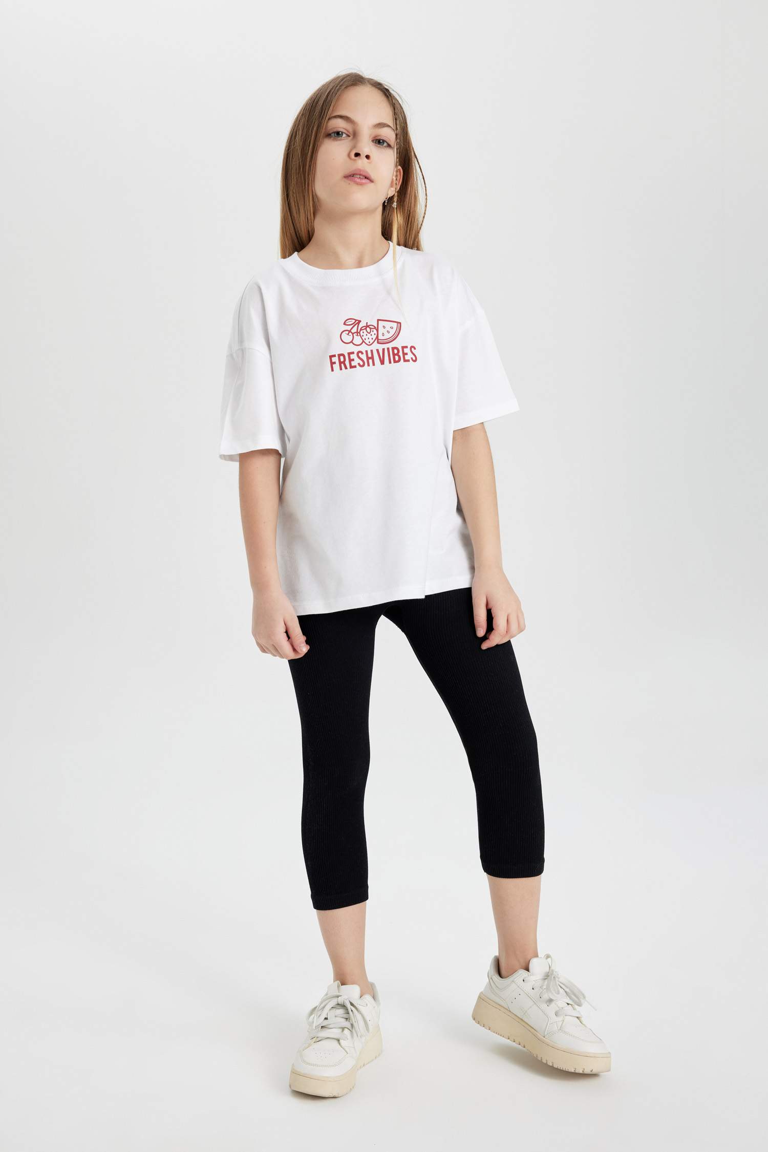 Girl Oversize Fit Back Printed Short Sleeve T-Shirt