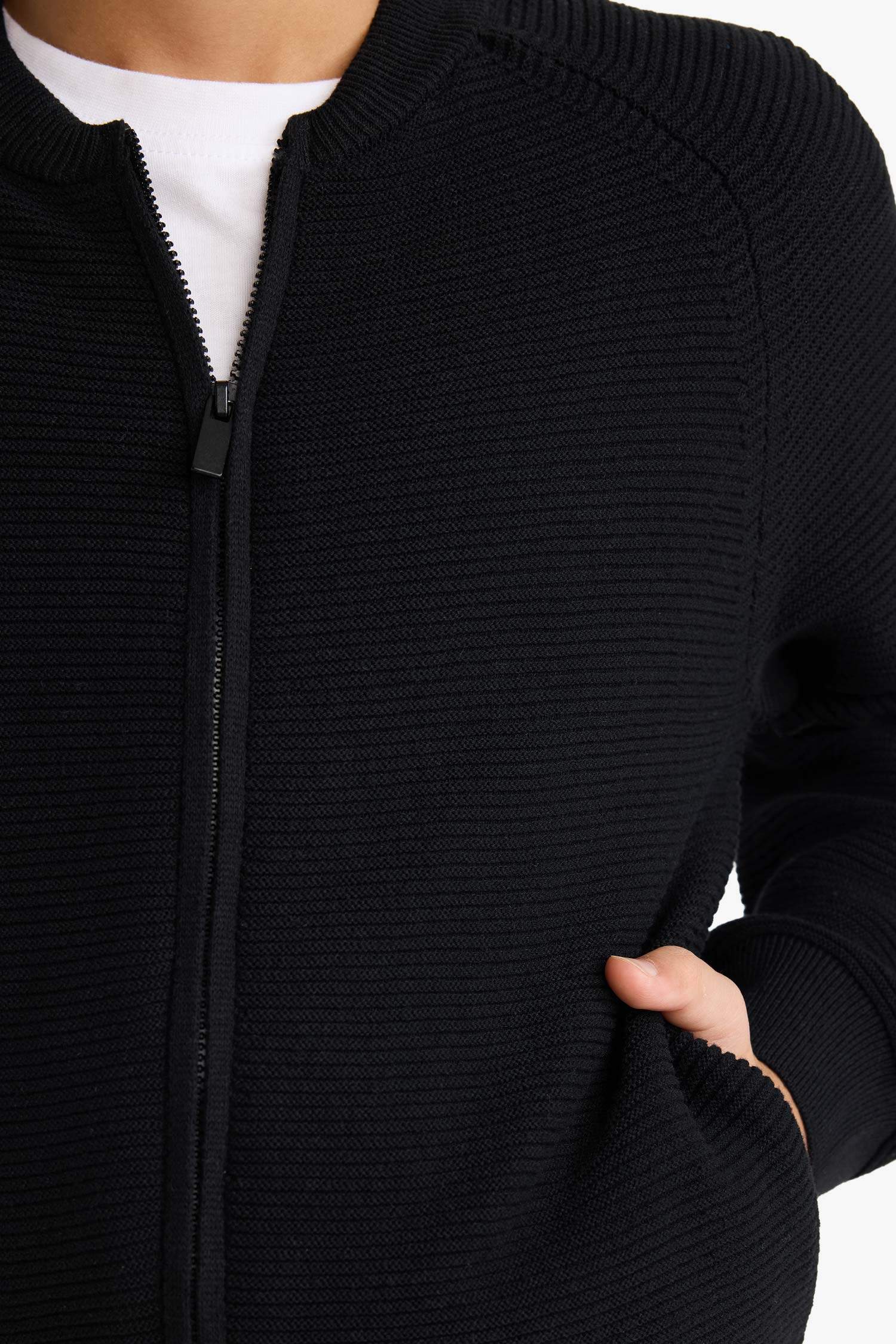 Boy Half Turtleneck Knit Zippered Cardigan