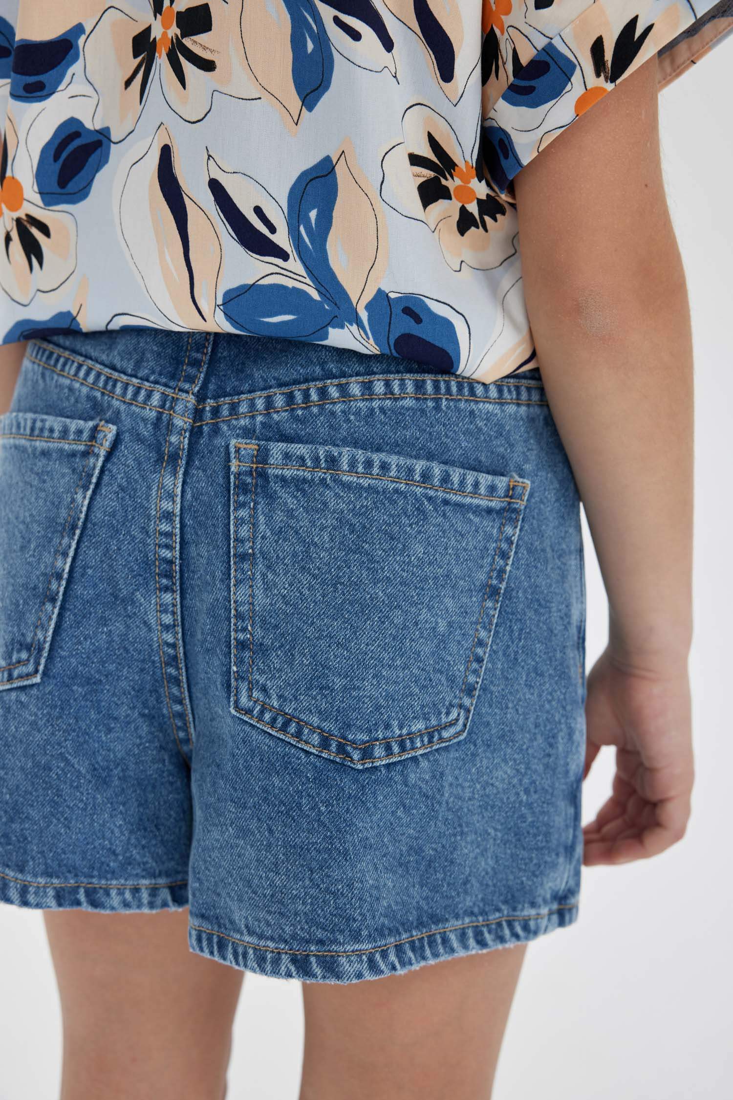 تنورة جينز بناتي