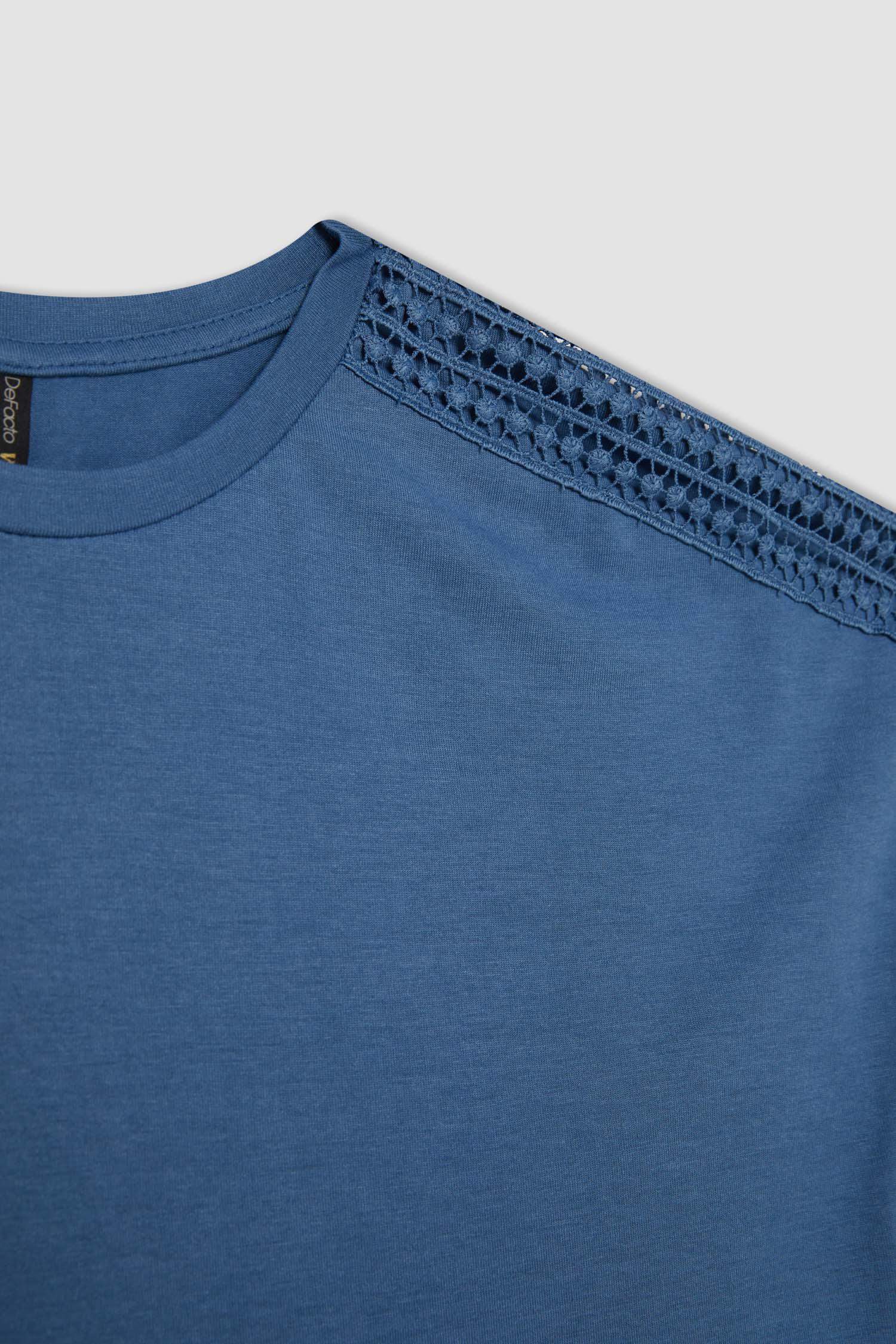 Crew Neck Short Sleeve T-Shirt