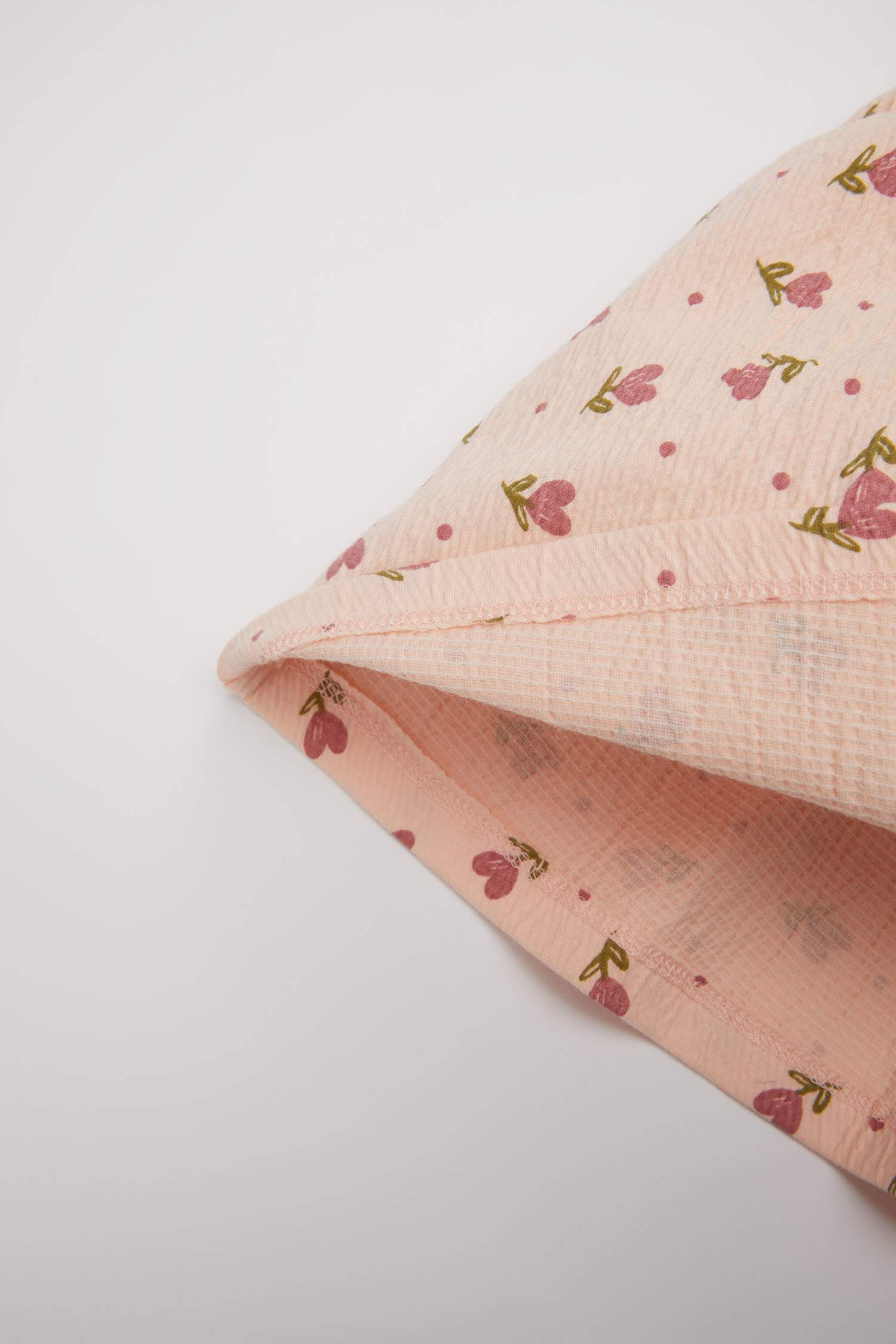 فستان فلورال بناتي قصة عادية نص كم وياقة مربعة