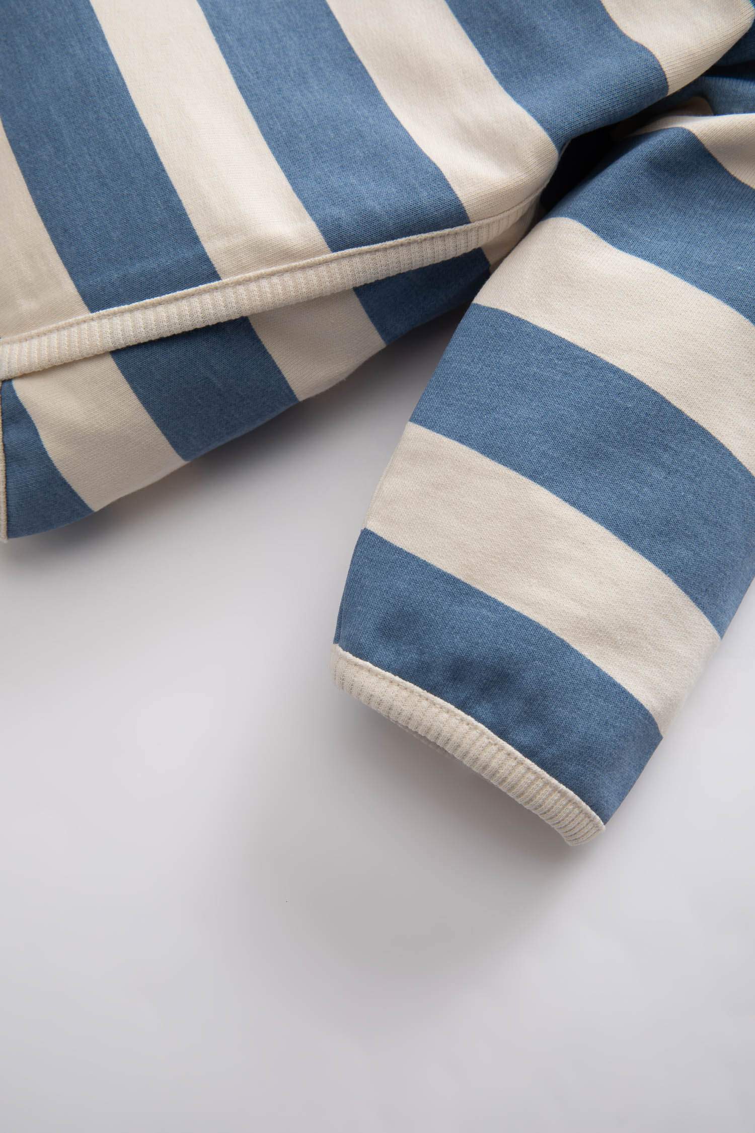 Sweatshirt Rayé Col Rond pour Bébé Fille