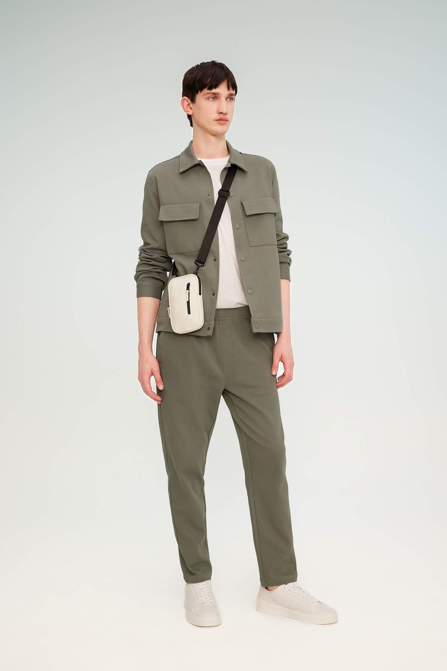 Erkek Orta Suni Deri Telefon Çantası