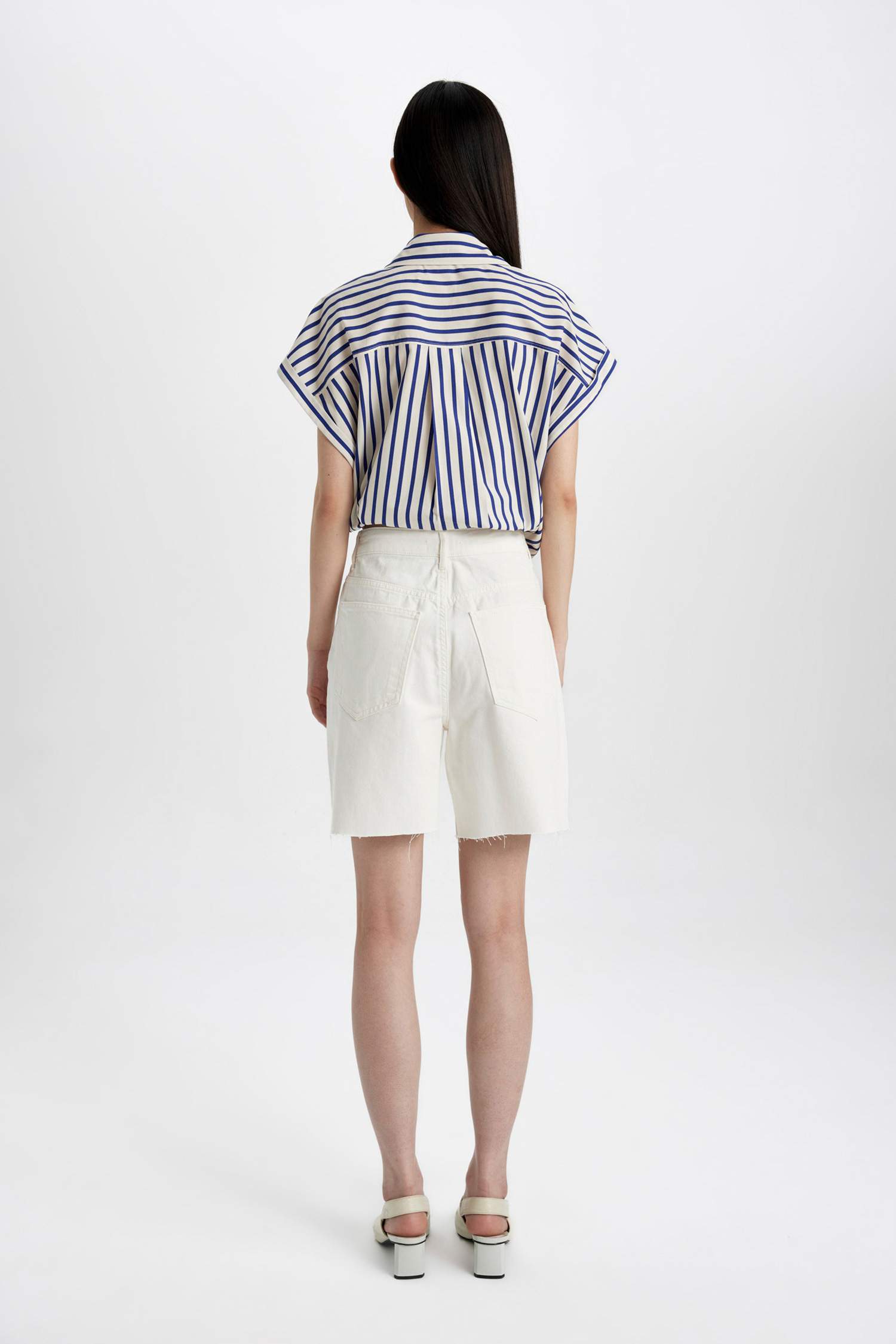 برمودا جينز بخصر عالي