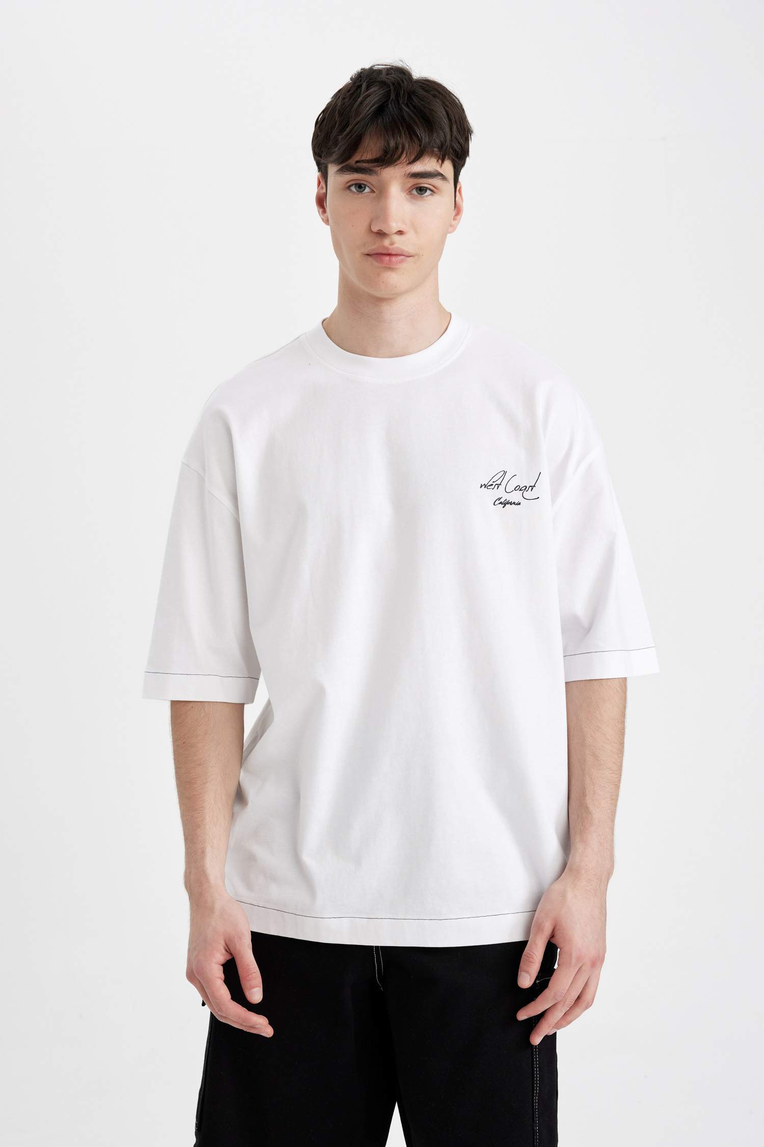 Loose Fit Crew Neck Back Printed Short Sleeve T-Shirt