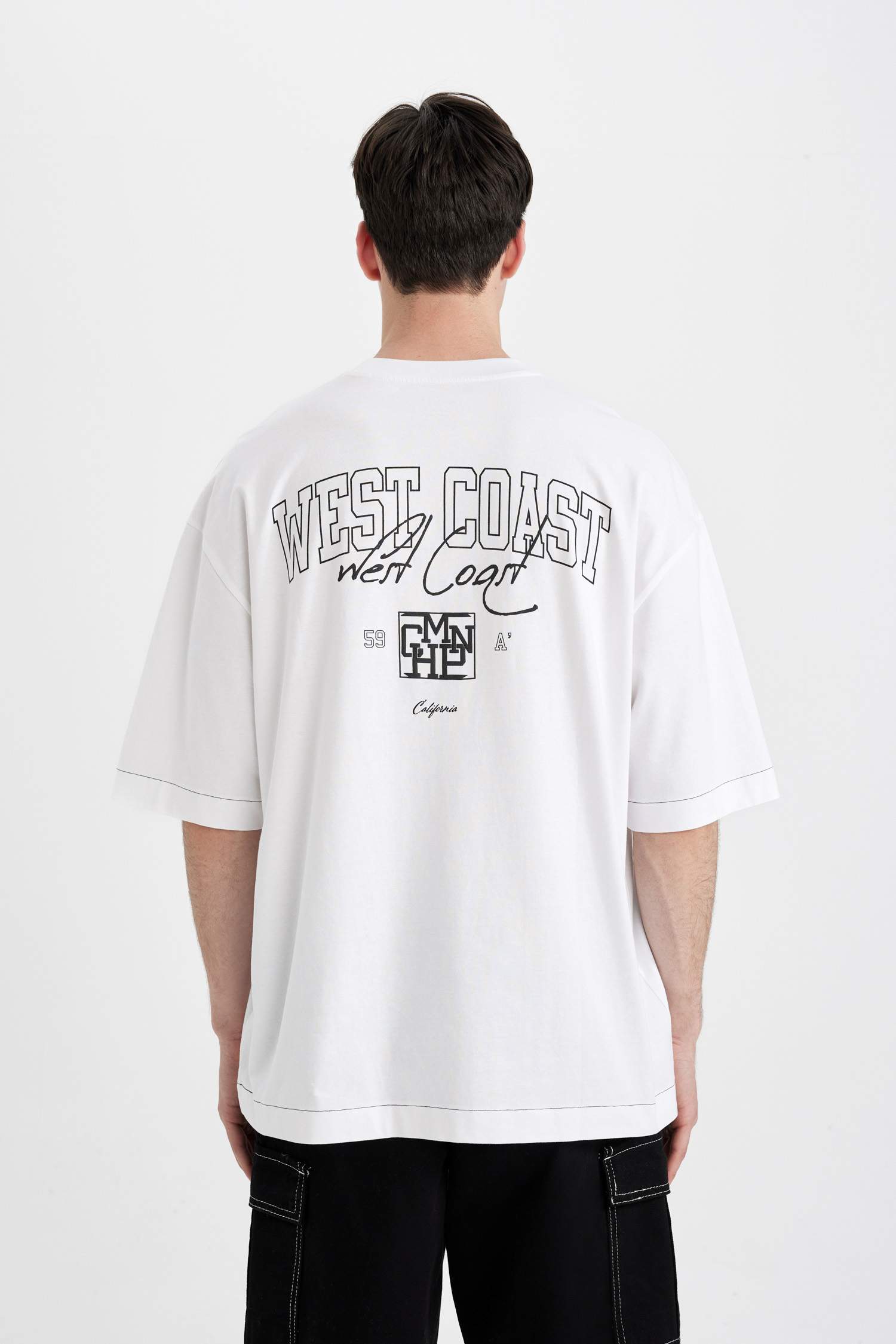 Loose Fit Crew Neck Back Printed Short Sleeve T-Shirt