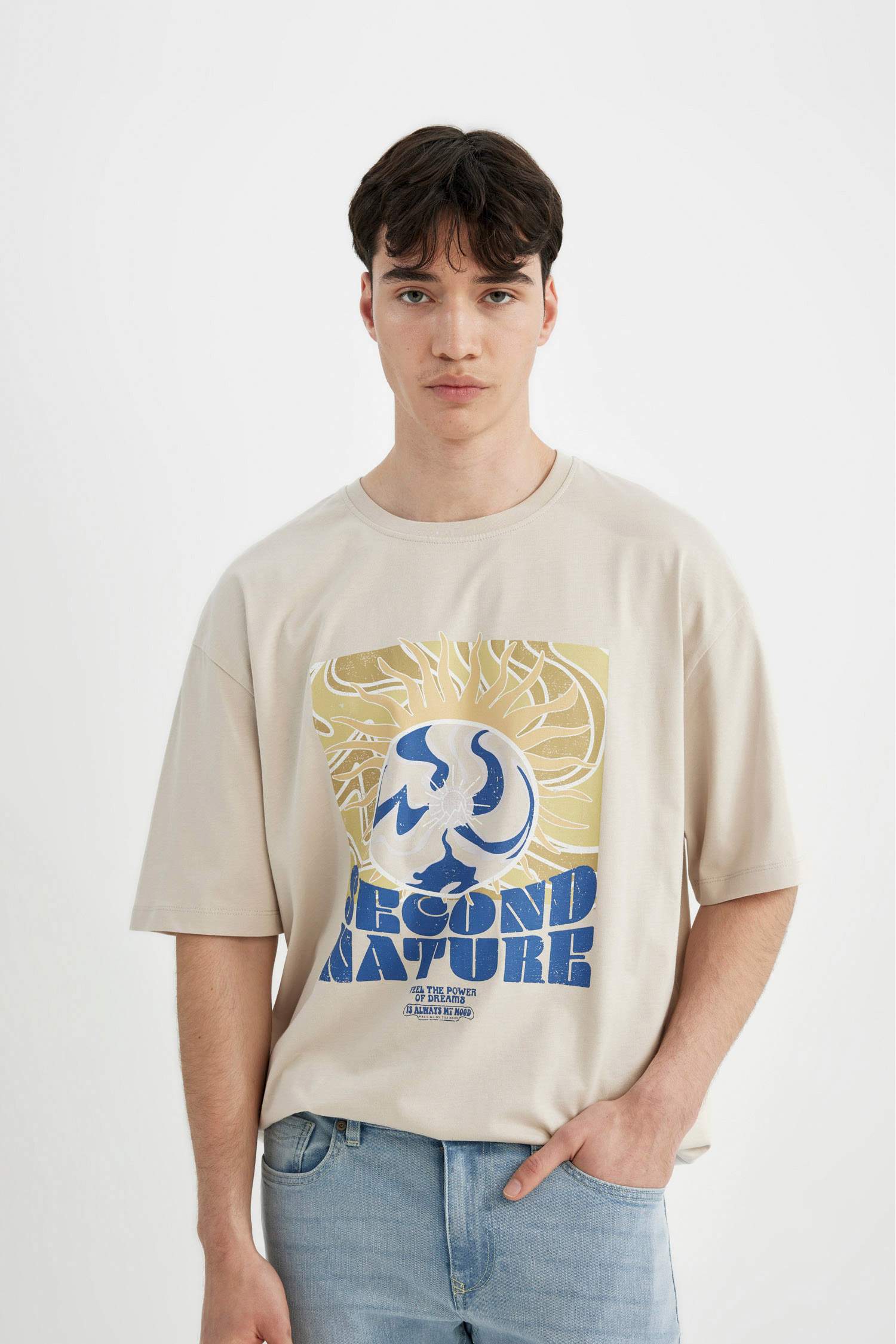 Comfort Fit Crew Neck Printed Short Sleeve T-Shirt