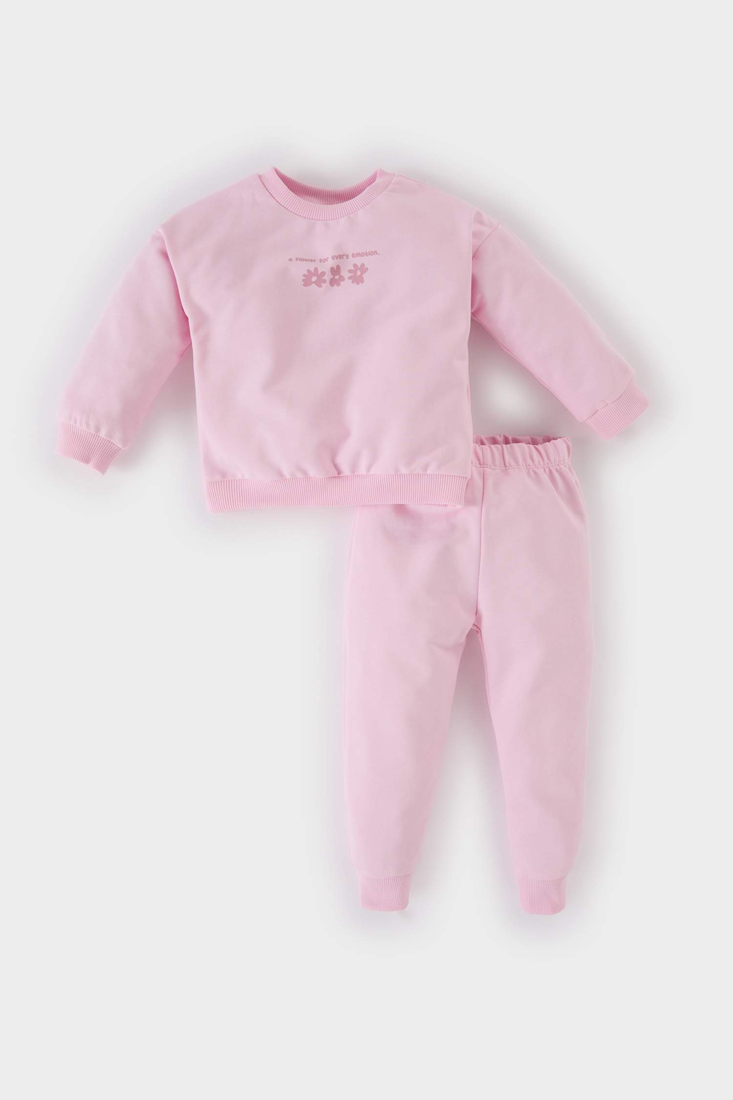 طقم سويت شيرت بناتي مطبوع برقبة مستديرة و سروال رياضي