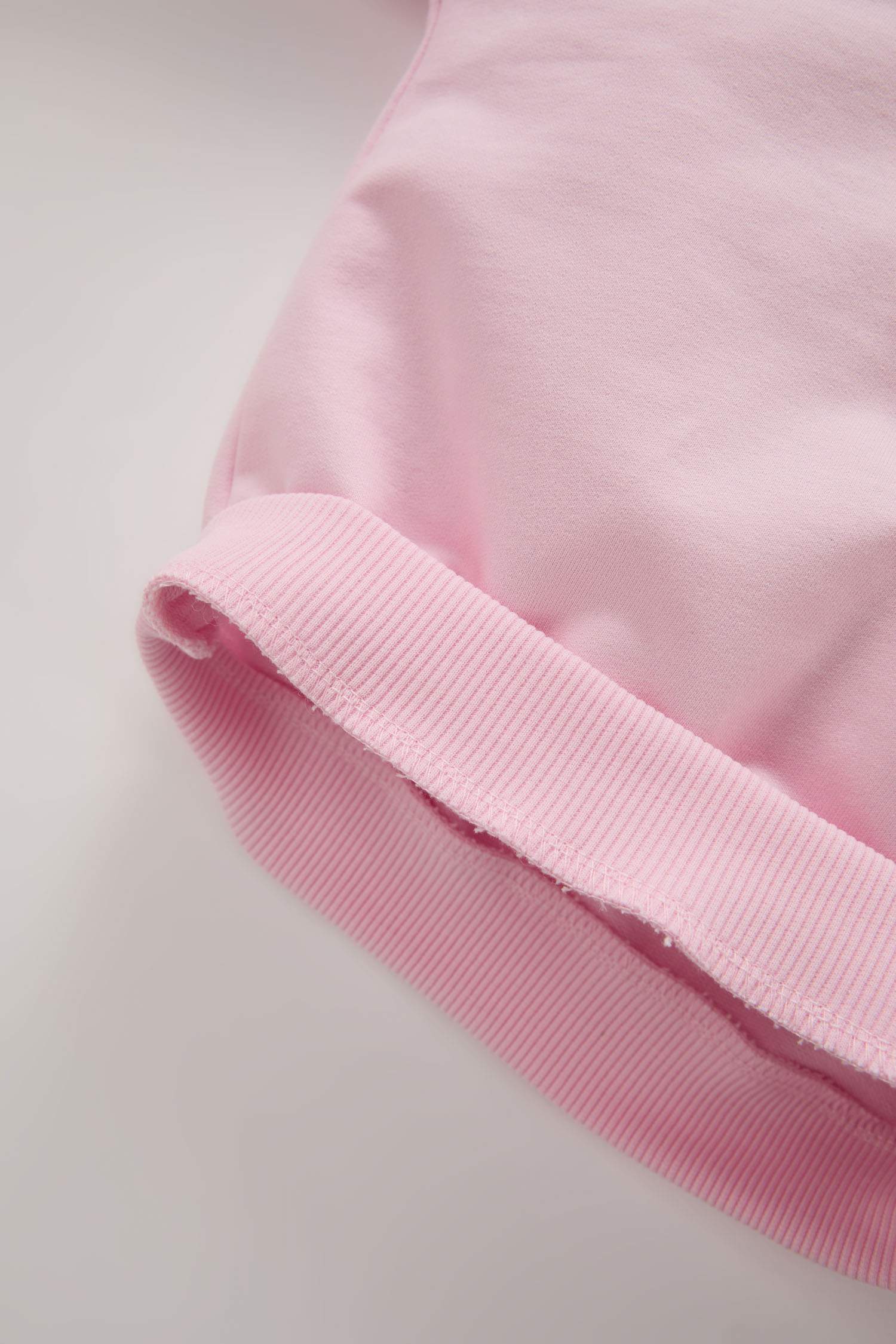 طقم سويت شيرت بناتي مطبوع برقبة مستديرة و سروال رياضي