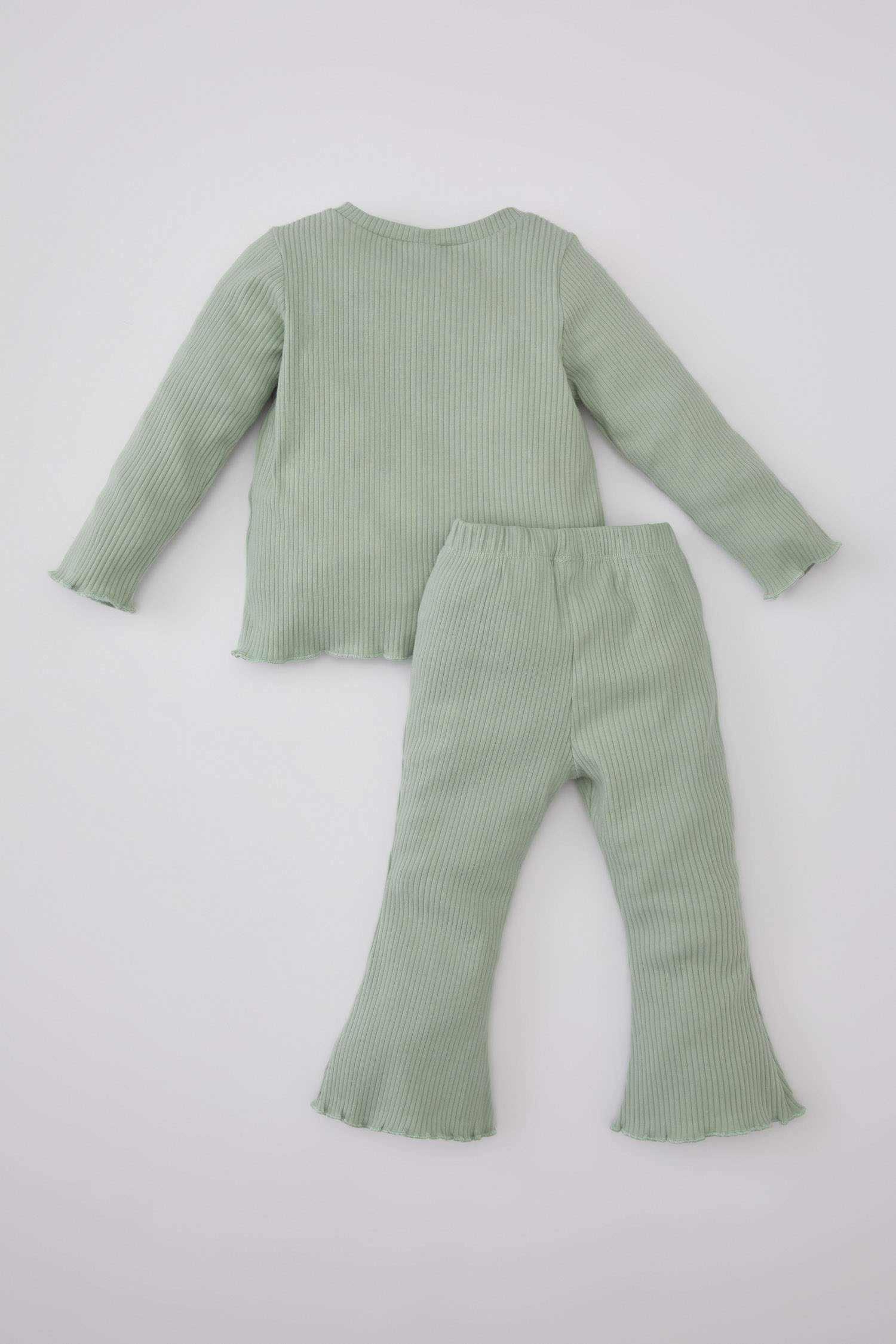 طقم بناتي بنقشة الزهور مضلع - قطعتين