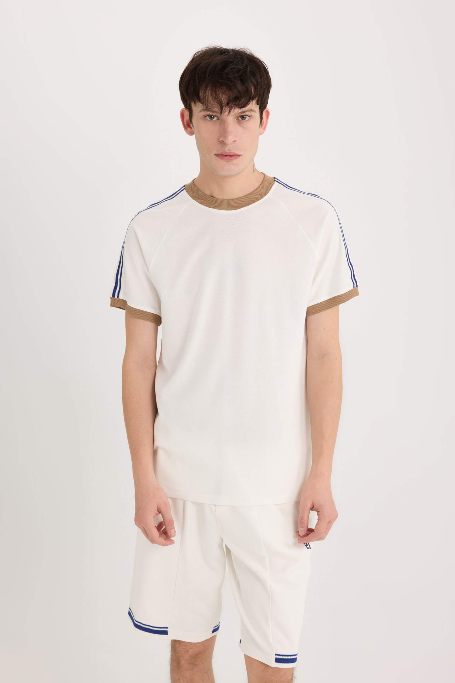 %100 Pamuk Regular Fit Bisiklet Yaka Kısa Kollu Pike Tişört