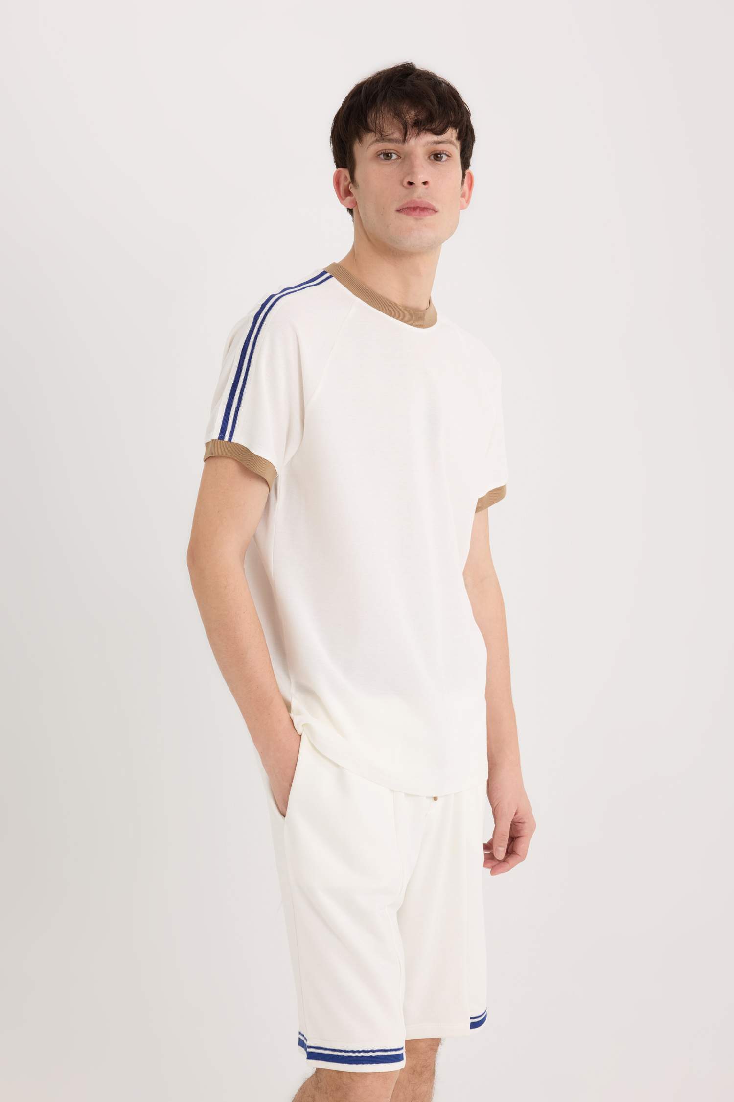 %100 Pamuk Regular Fit Bisiklet Yaka Kısa Kollu Pike Tişört