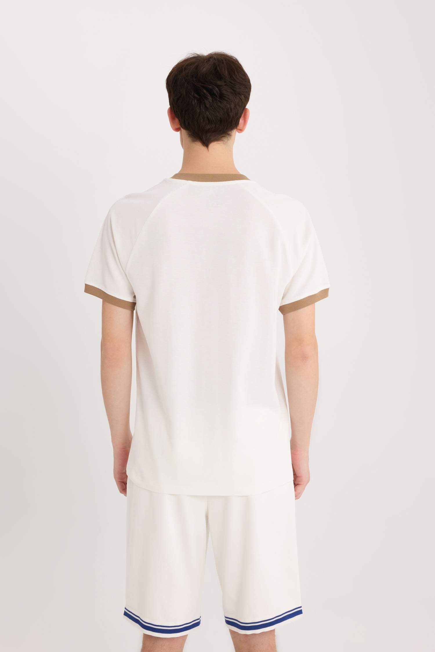 %100 Pamuk Regular Fit Bisiklet Yaka Kısa Kollu Pike Tişört