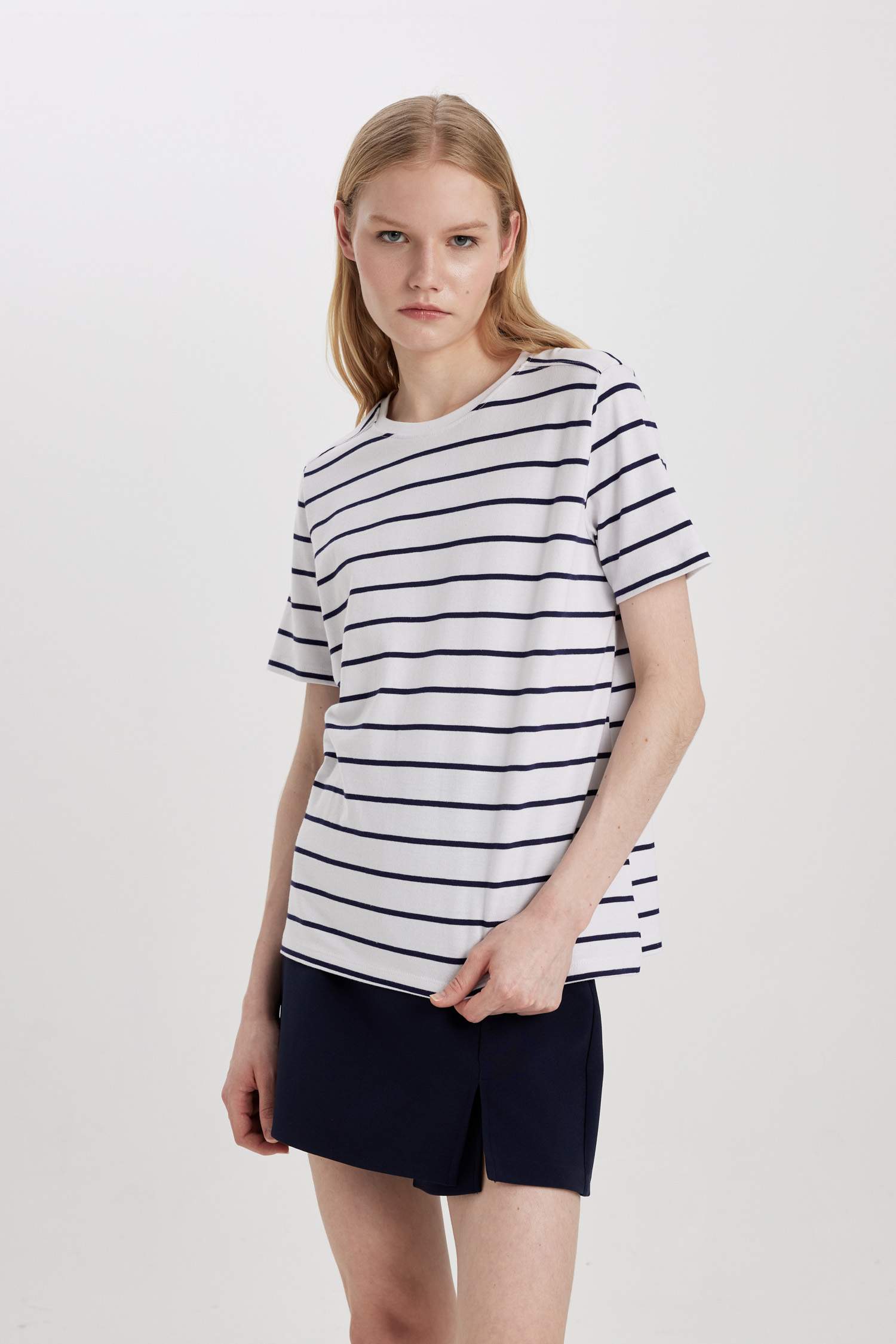 T-Shirt coupe régulière Manches Courtes à Col Rond