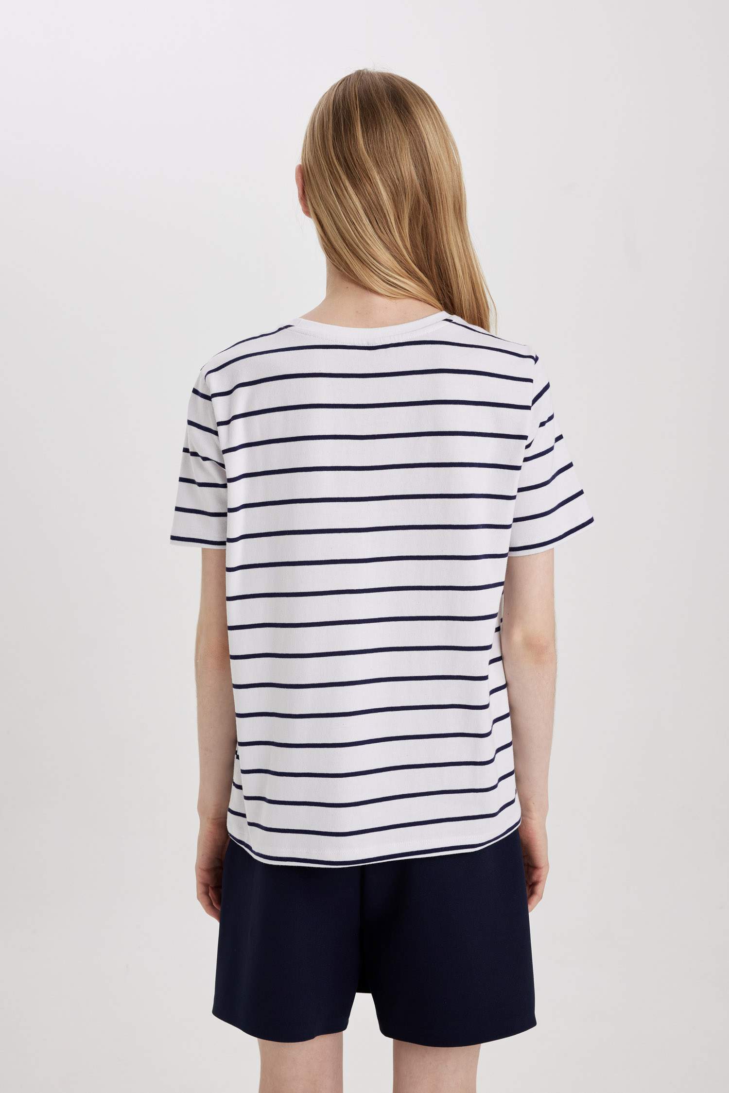 T-Shirt coupe régulière Manches Courtes à Col Rond