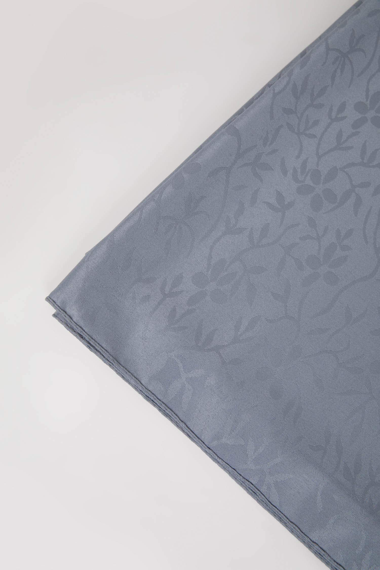 Женский шарф с узором вуаль