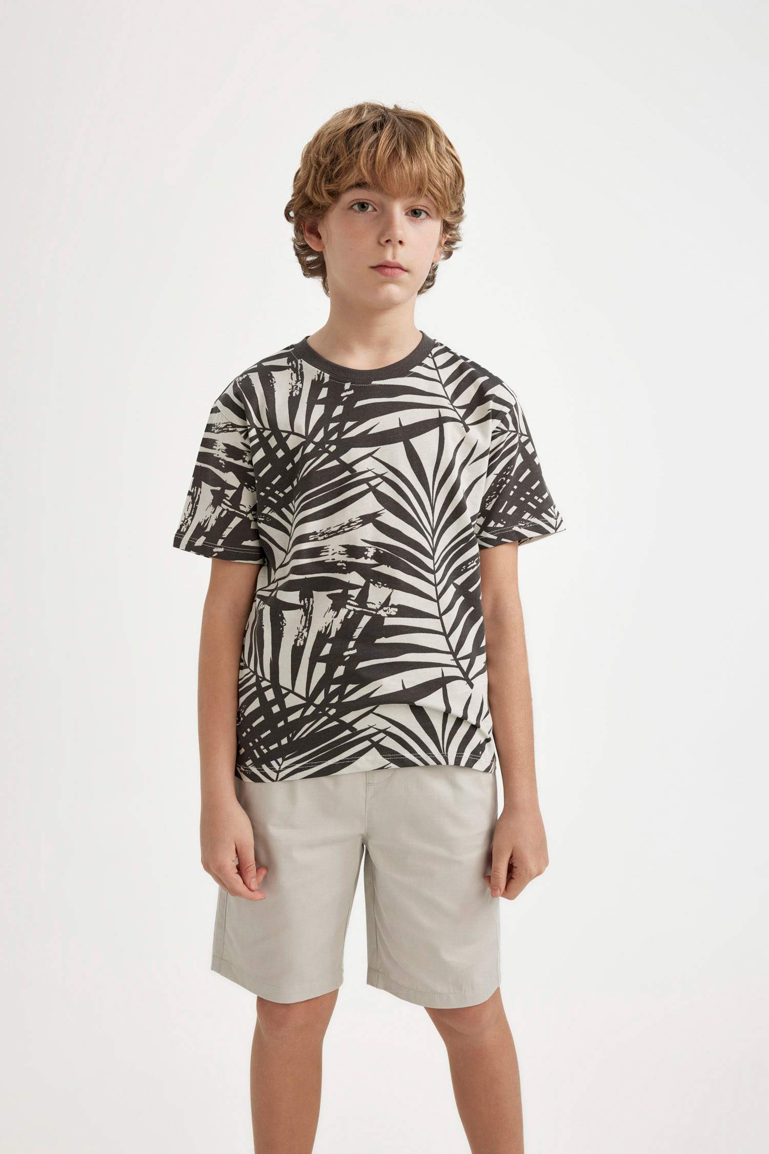 Erkek Çocuk Bisiklet Yaka Baskılı Kısa Kollu Tişört