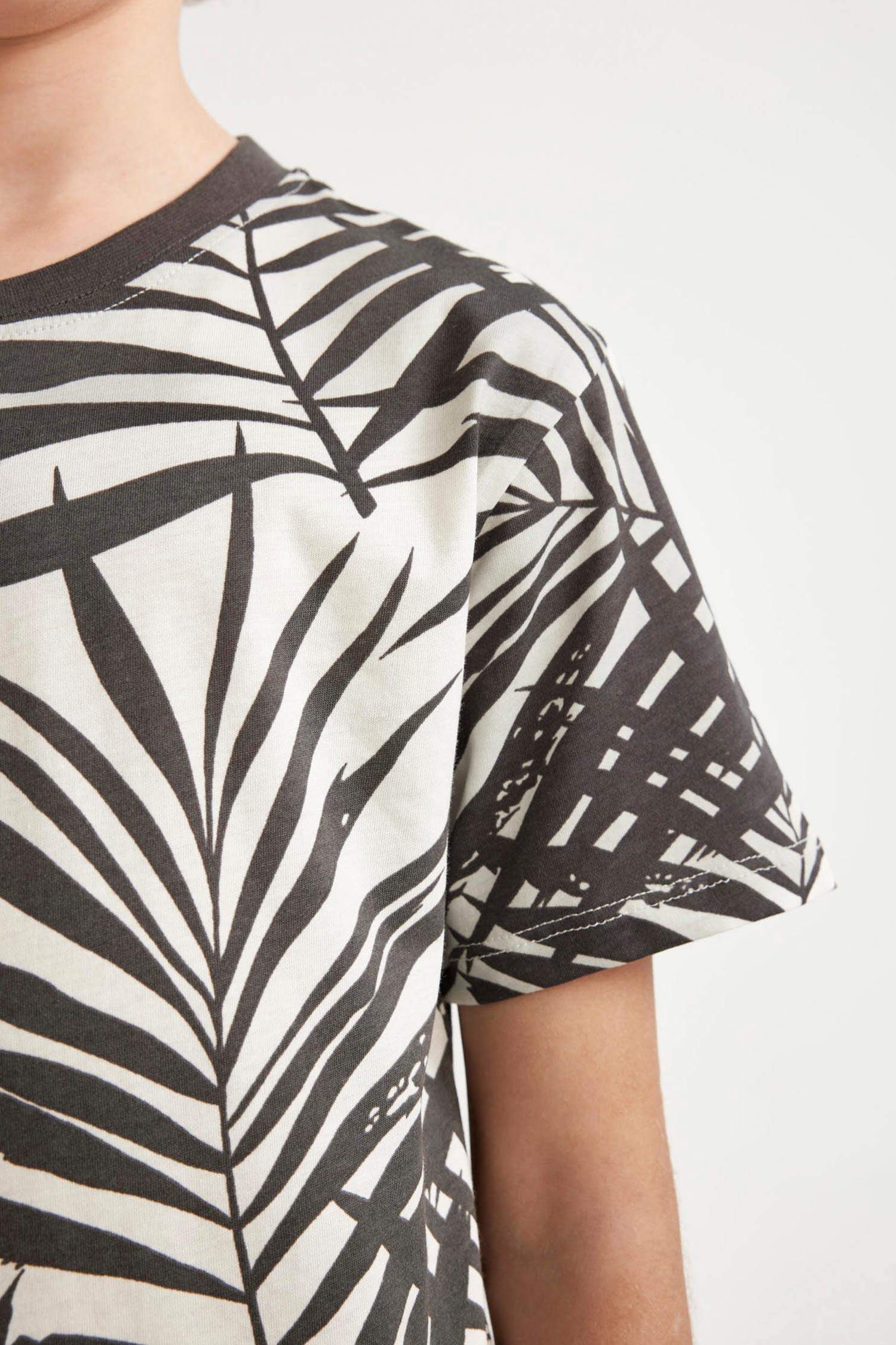 Erkek Çocuk Bisiklet Yaka Baskılı Kısa Kollu Tişört