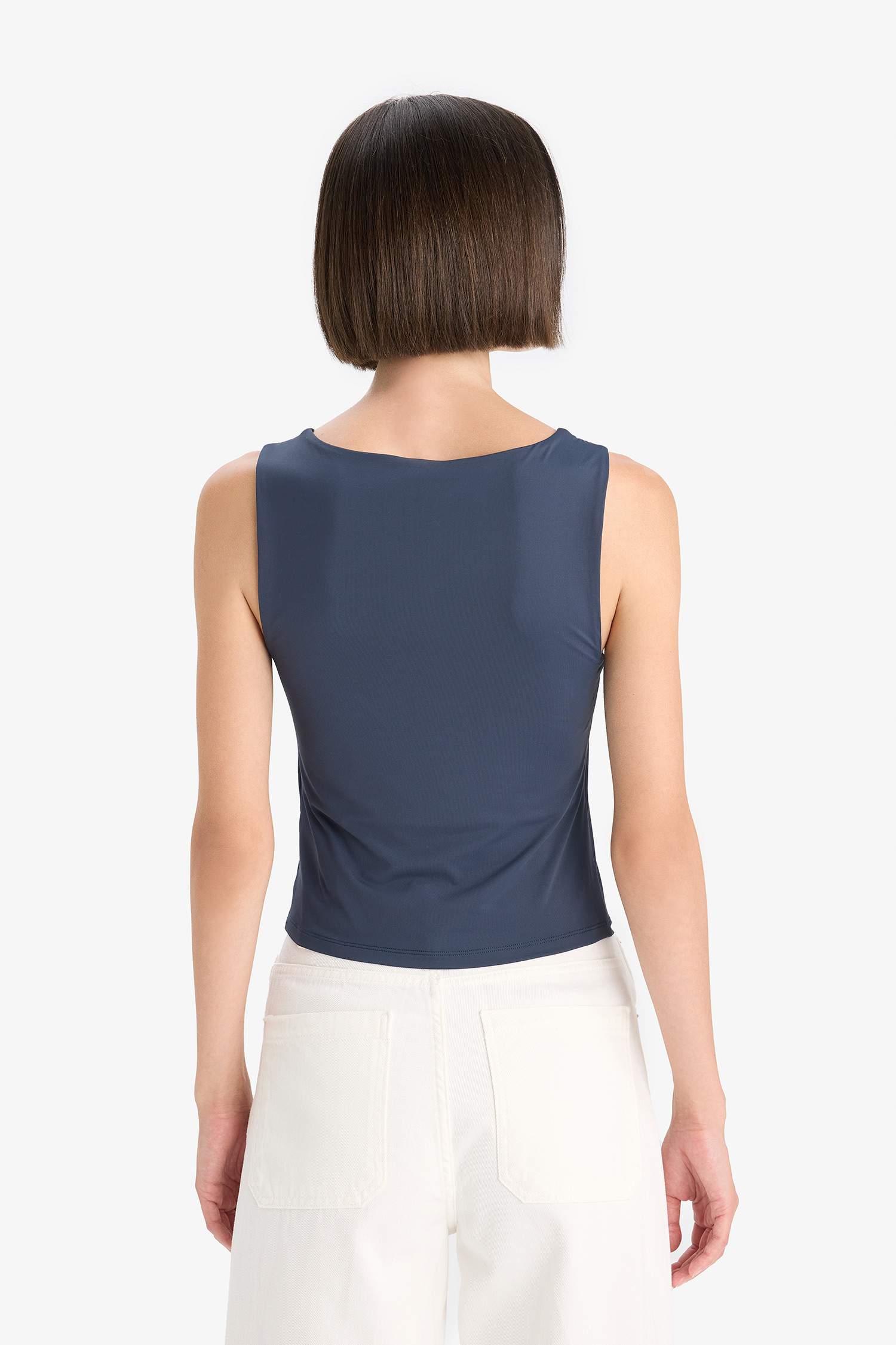 Slim Fit Dar Kesim Basic Düz Kare Yaka Atlet