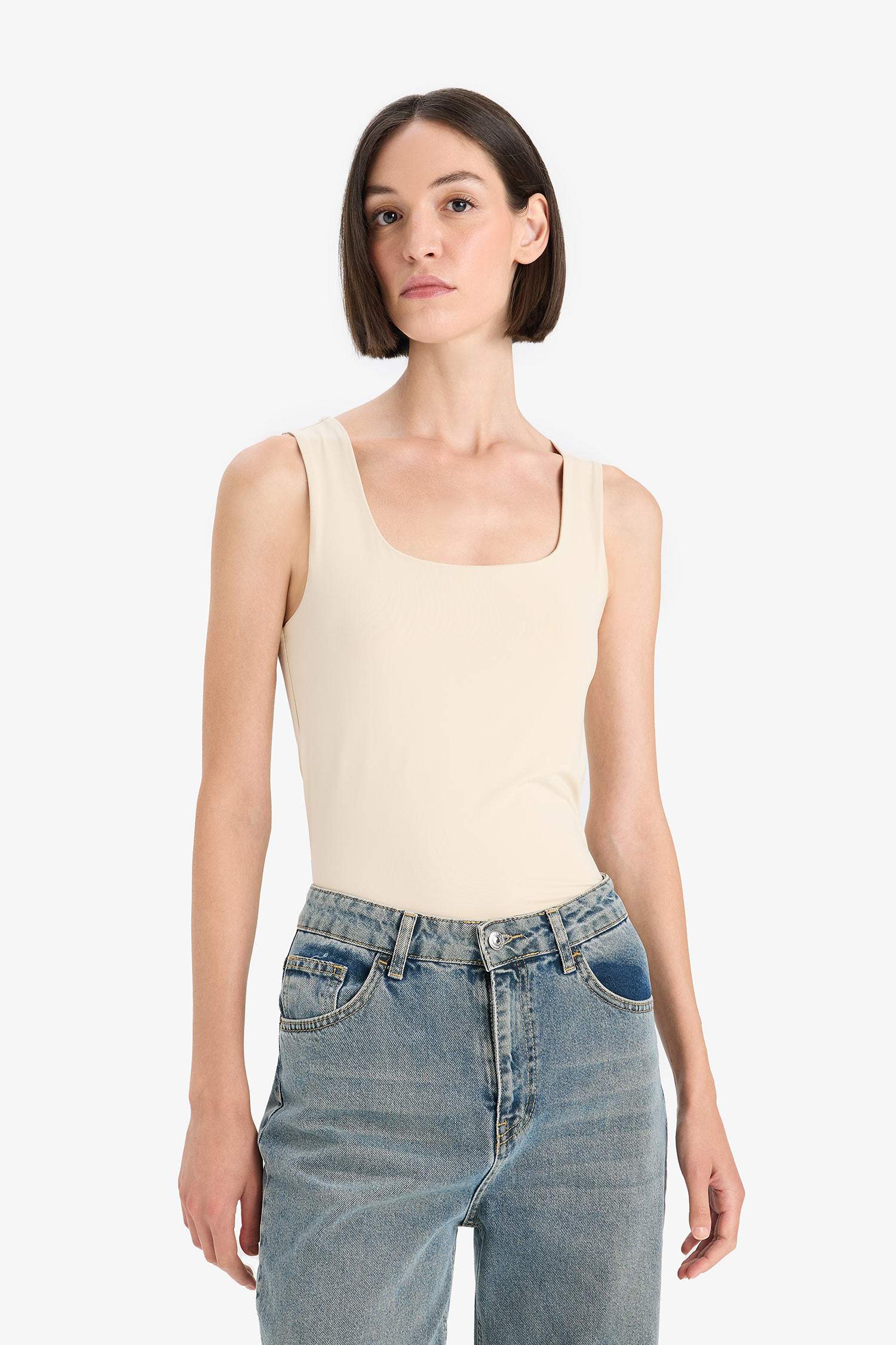 Slim Fit Dar Kesim Basic Düz Kare Yaka Atlet