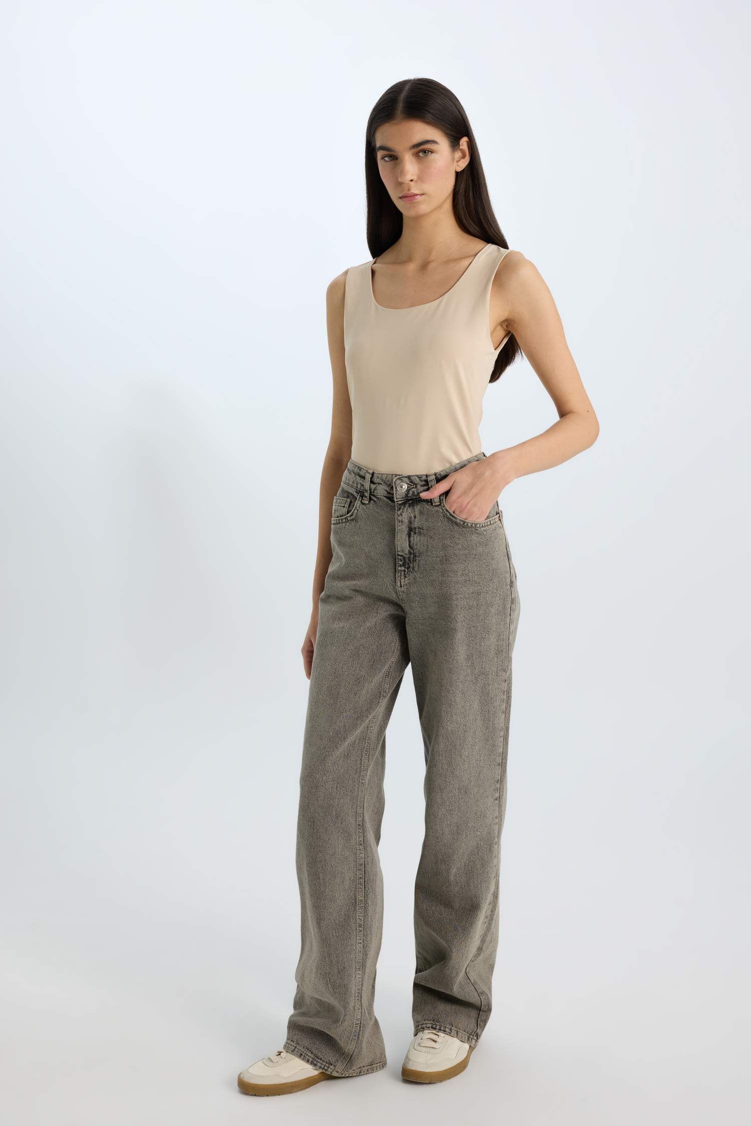 Slim Fit Basic Square Collar Sleeveless Tank Top