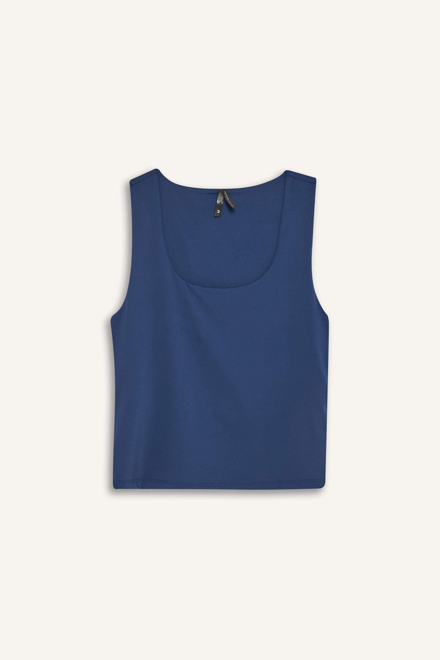 Slim Fit Dar Kesim Basic Düz Kare Yaka Atlet