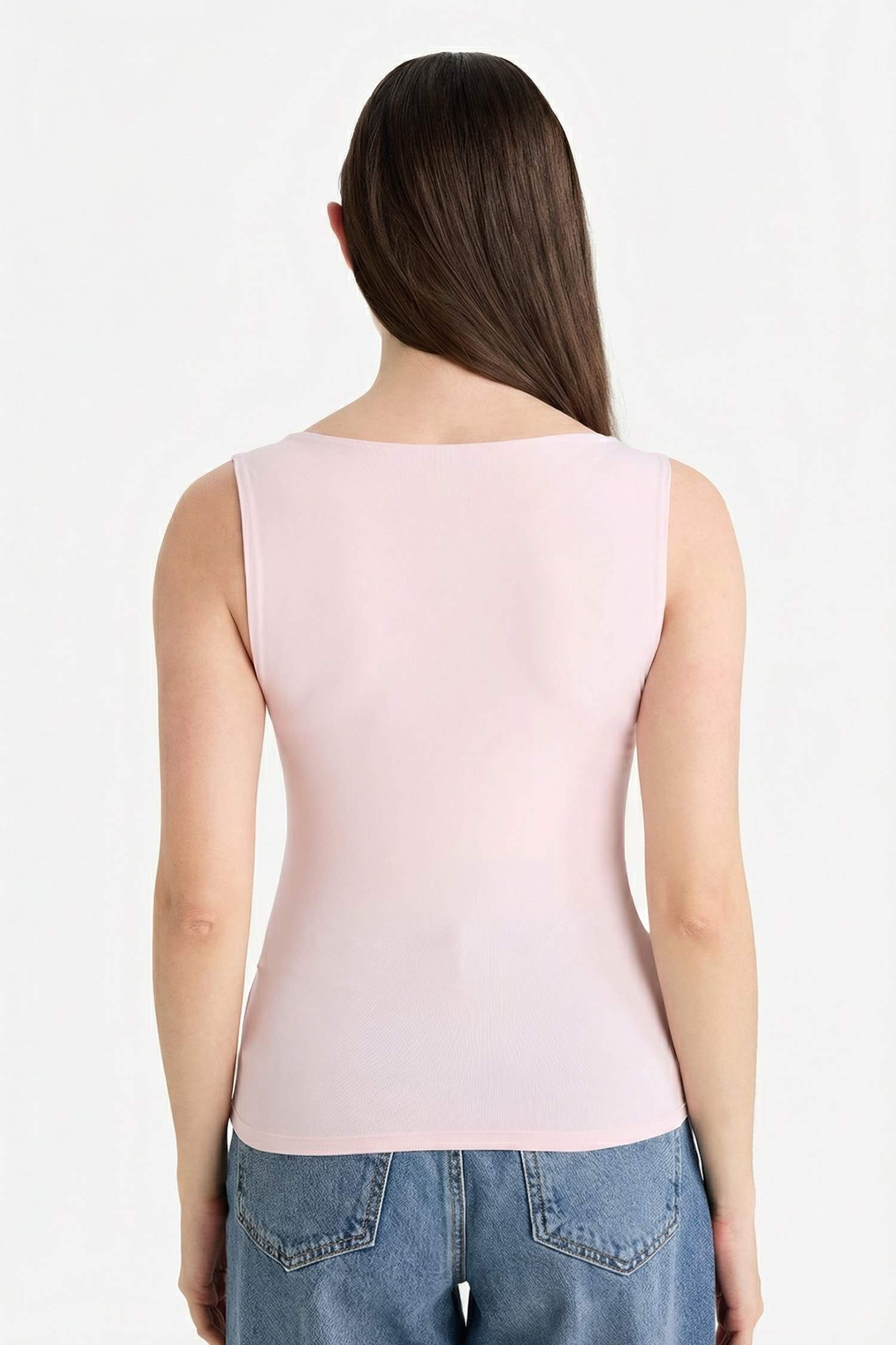 فانيلة بيزك سادة سليم فيت بياخة مربعة