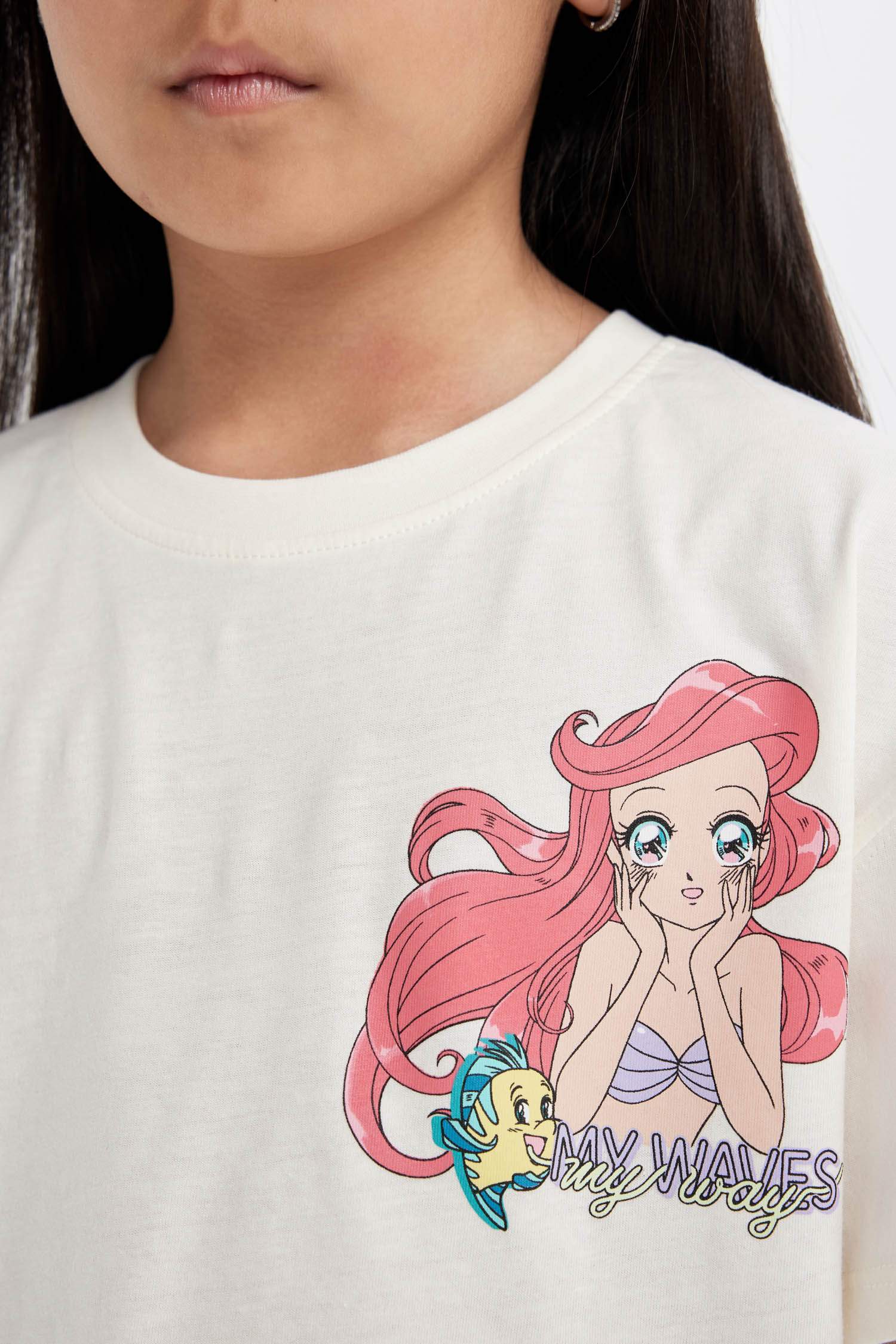 Girls Disney Princess Relax Fit Short Sleeve T-Shirt