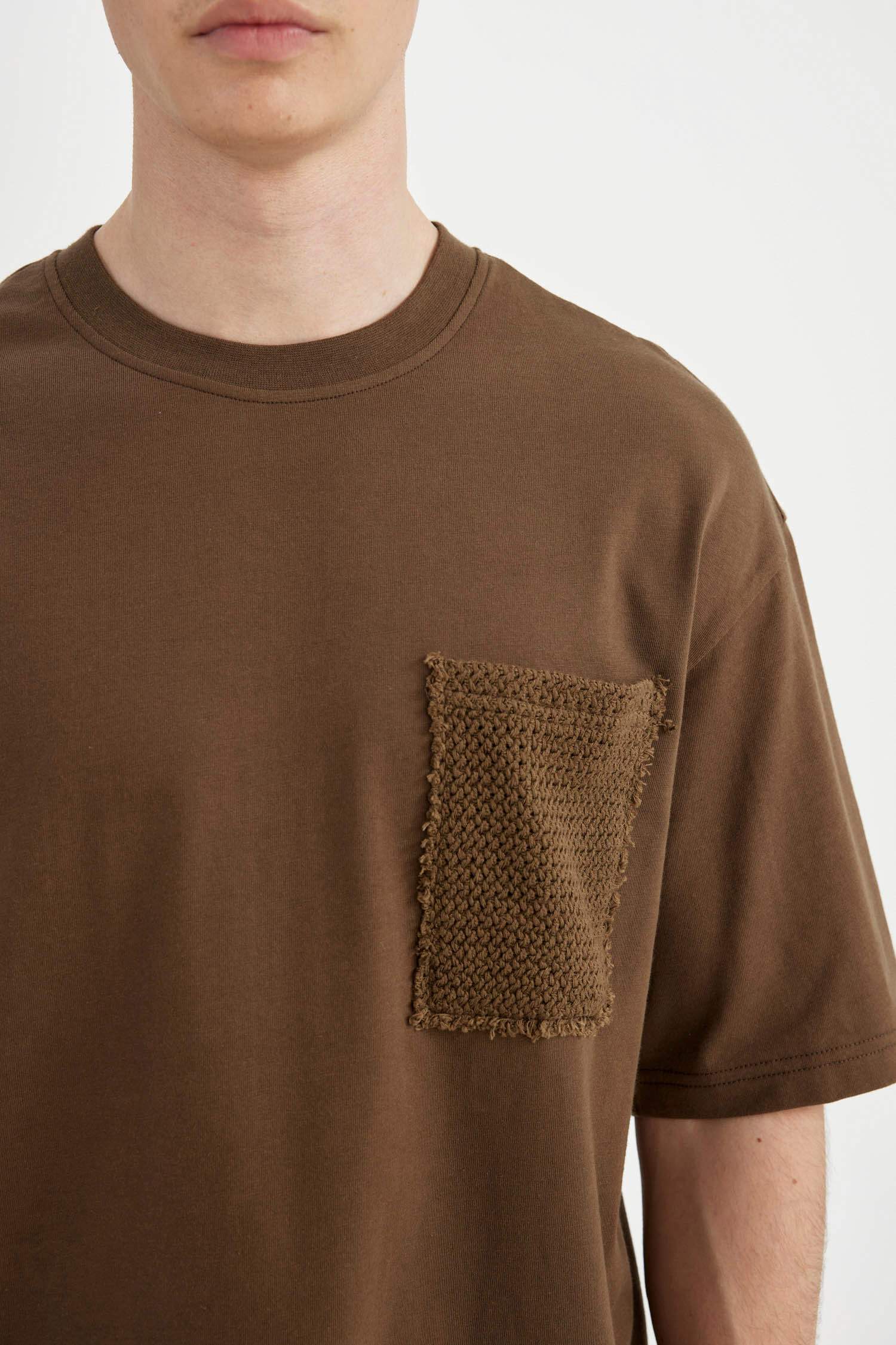 Boxy Fit Crew Neck Short Sleeve T-Shirt