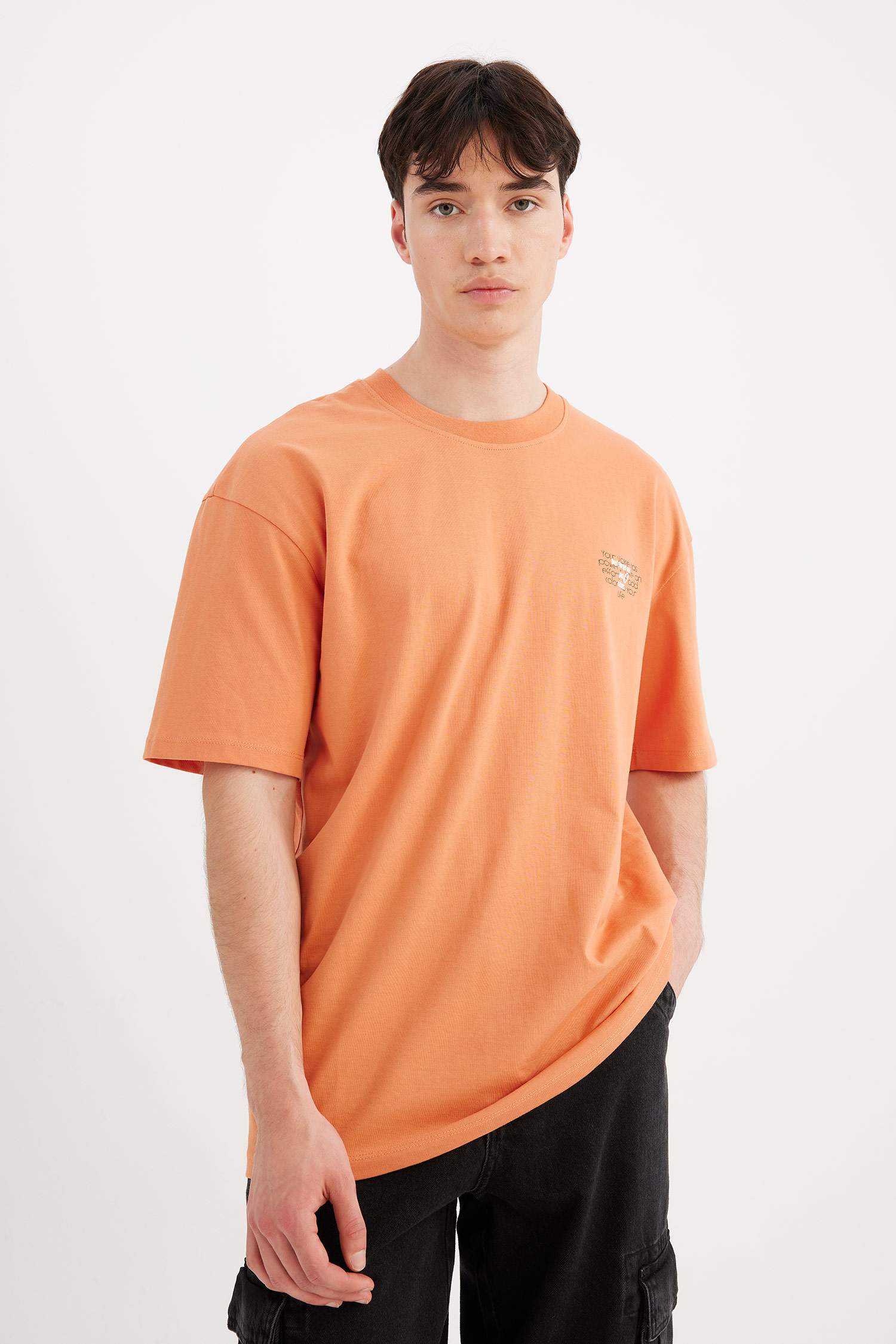 Boxy Fit Crew Neck Printed Short Sleeve T-Shirt