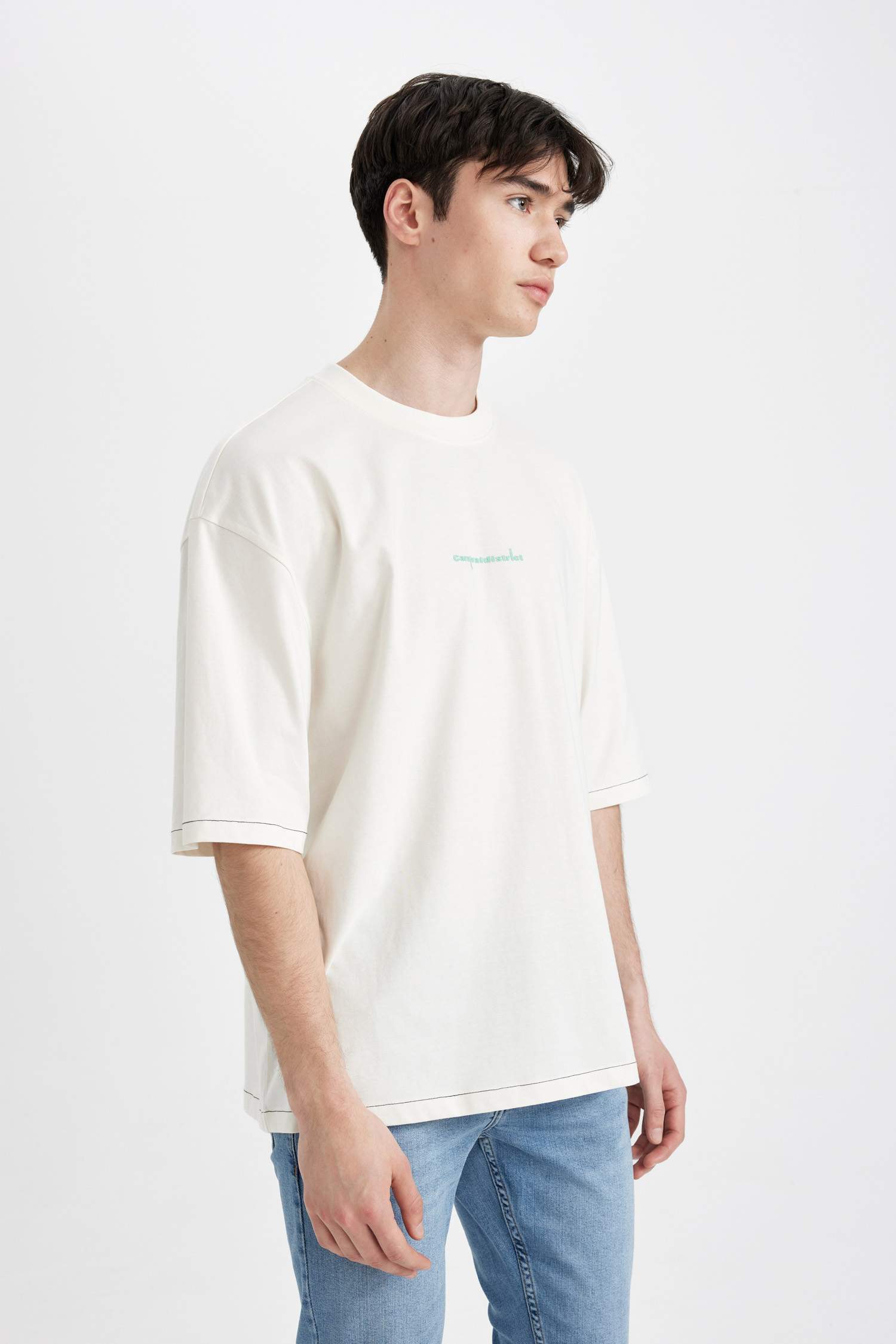 Loose Fit Crew Neck Back Printed Short Sleeve T-Shirt