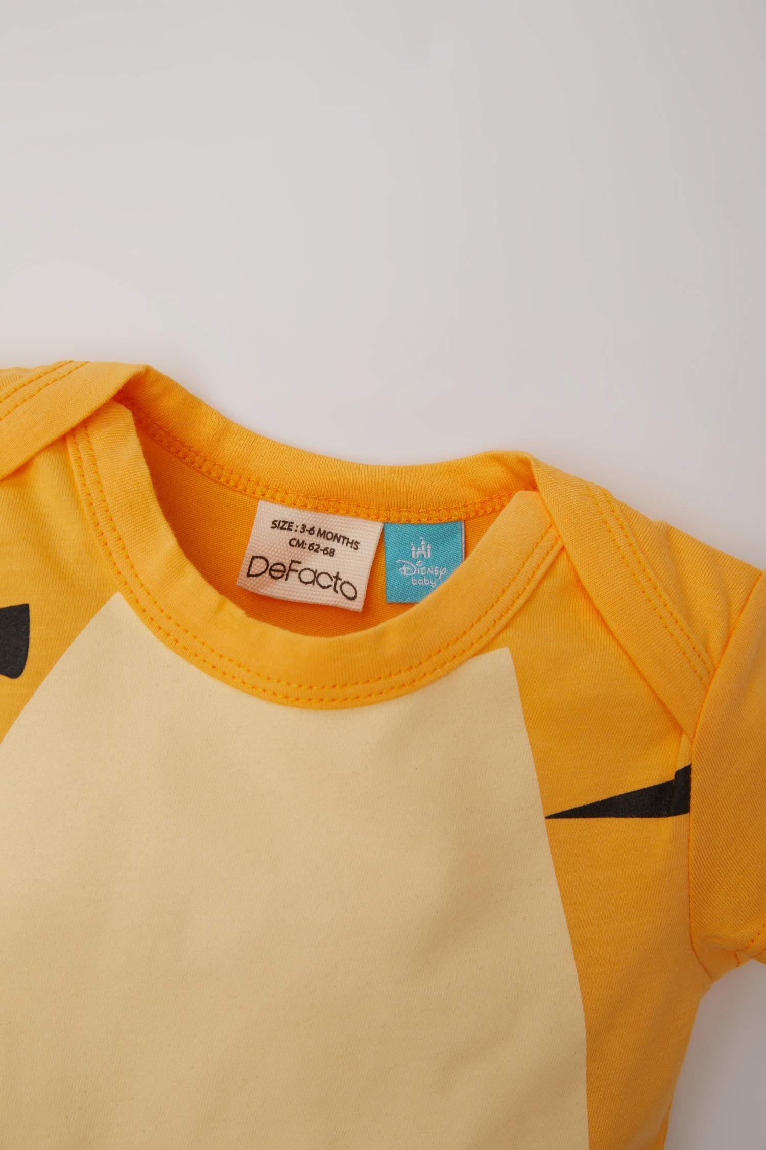 اوفر ولادي حديثي الولادة قصة عادية من ويني ذا بوه - قطعتين