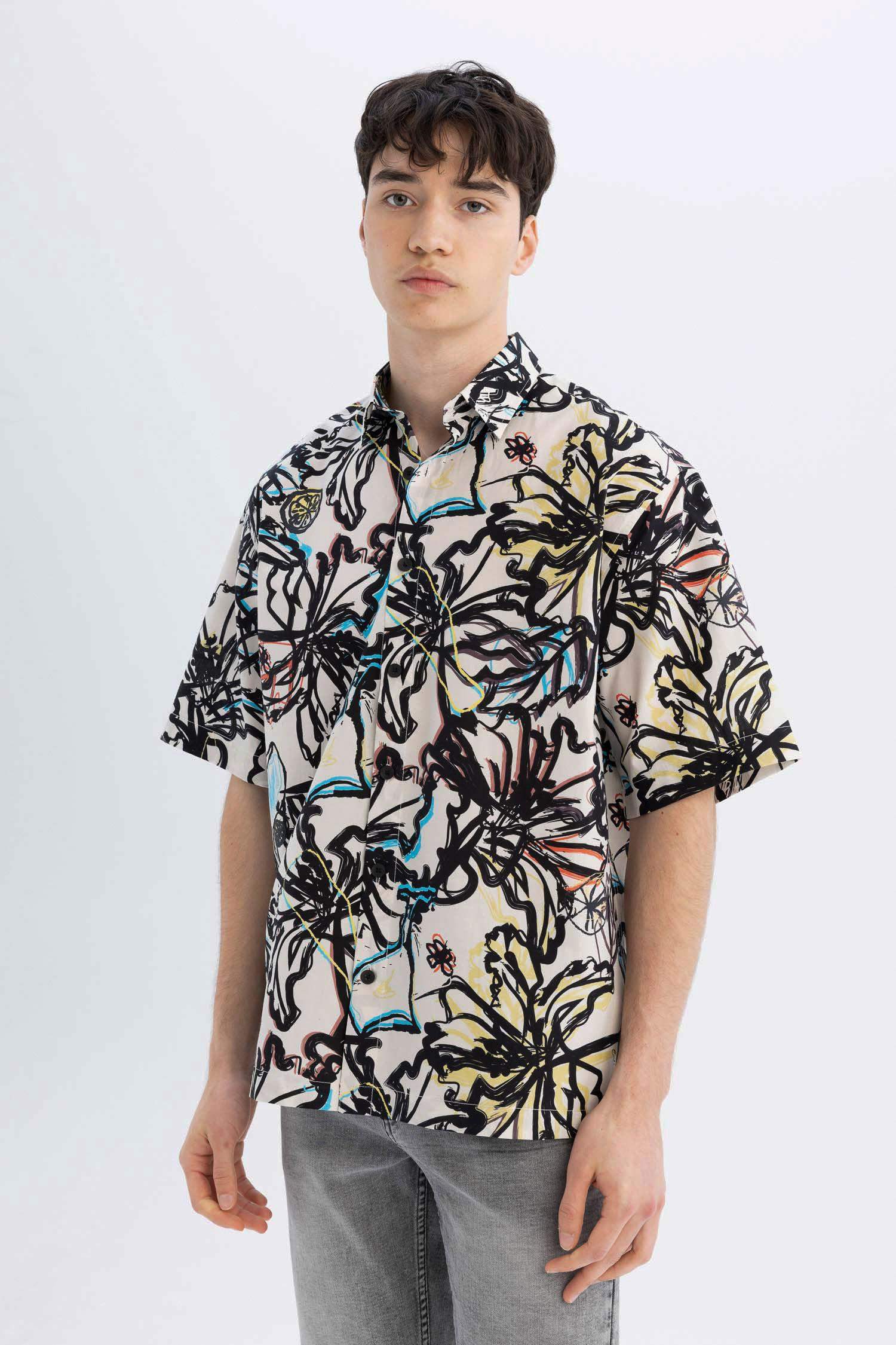 Relax Fit Patterned Cotton Short Sleeve Shirt
