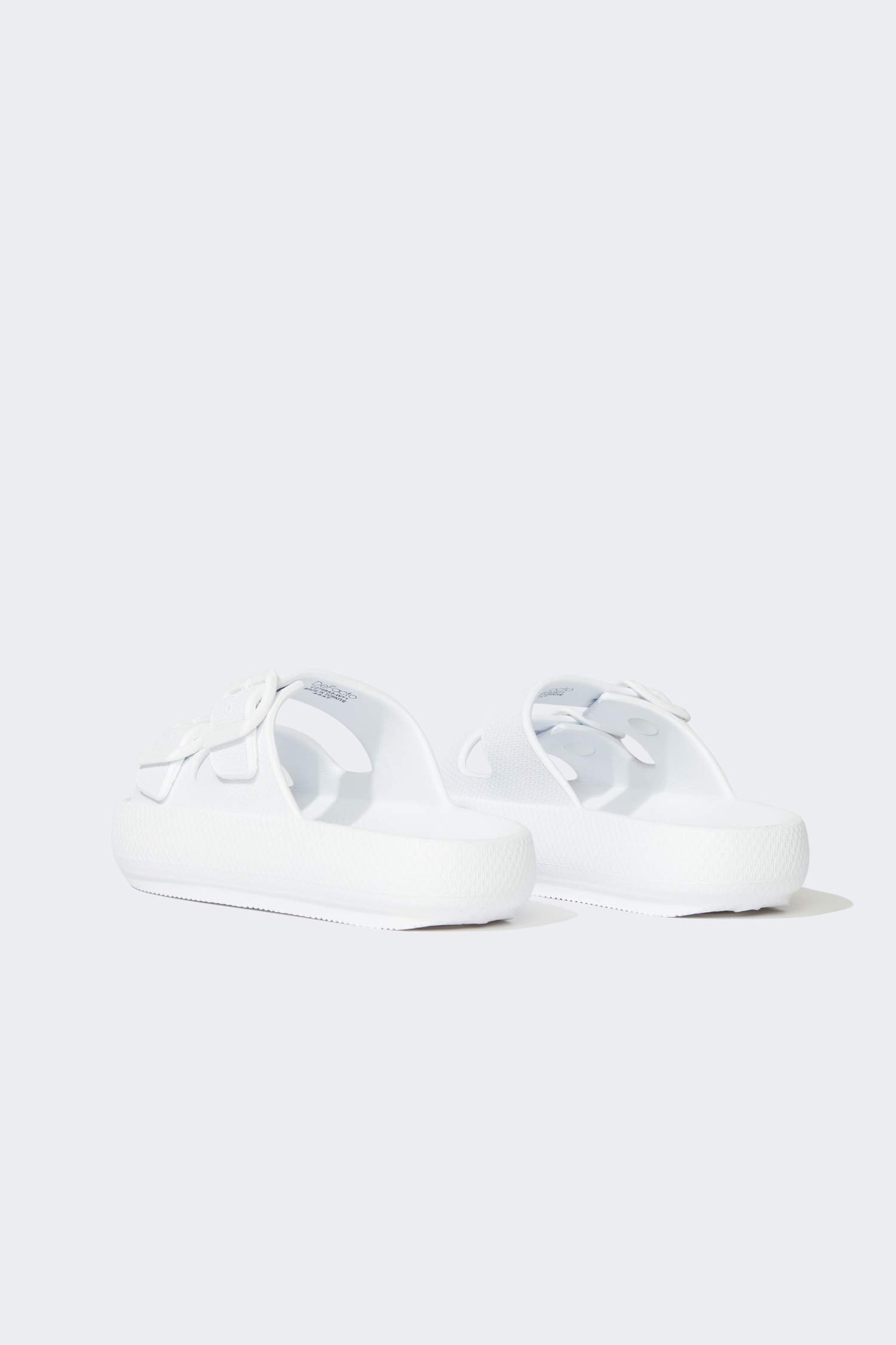 شبشب بناتي إيفا بكعب مسنن سليب أون