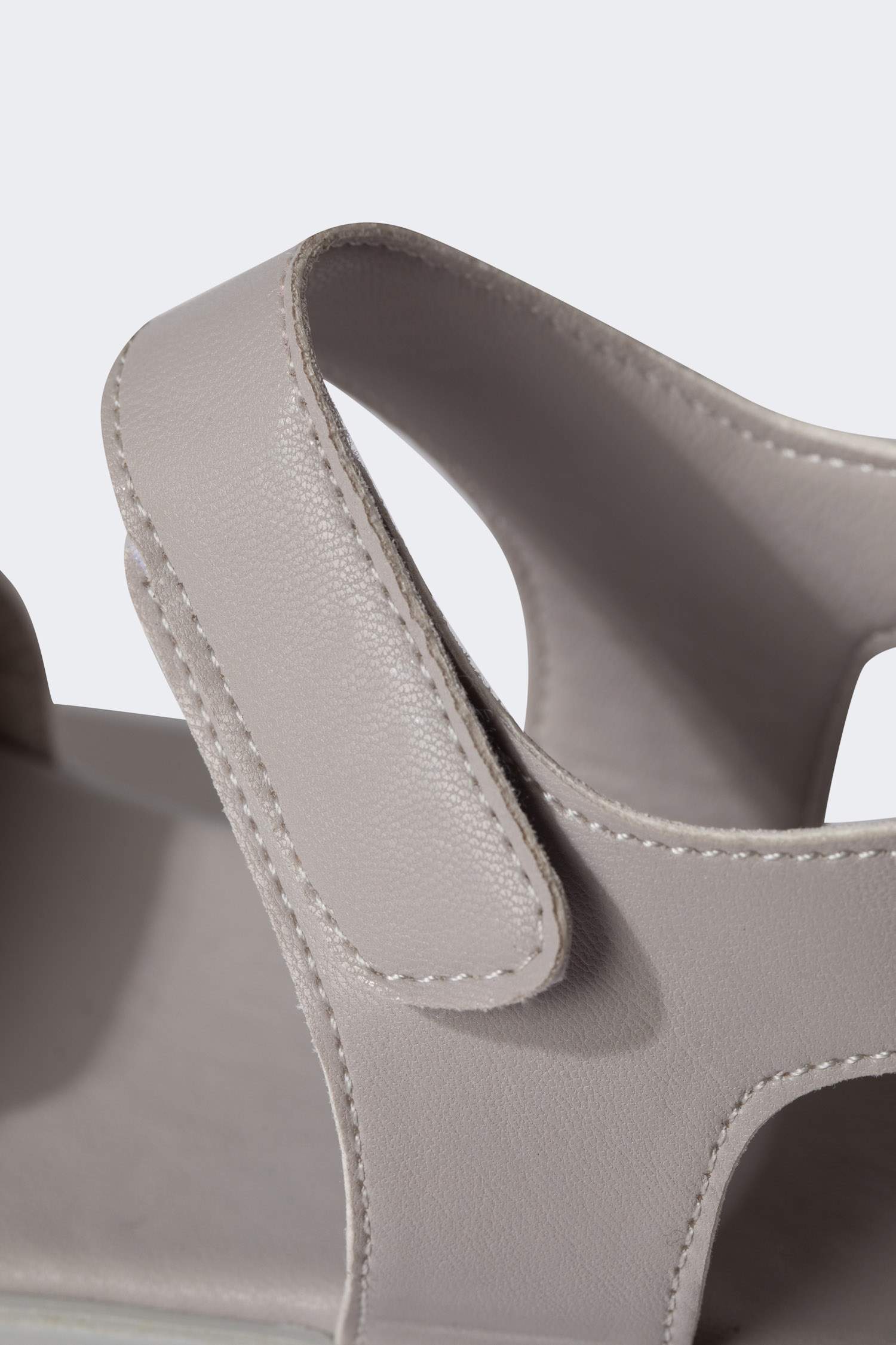 Kız Çocuk Cırt Cırtlı Tırtıklı Taban Suni Deri Sandalet