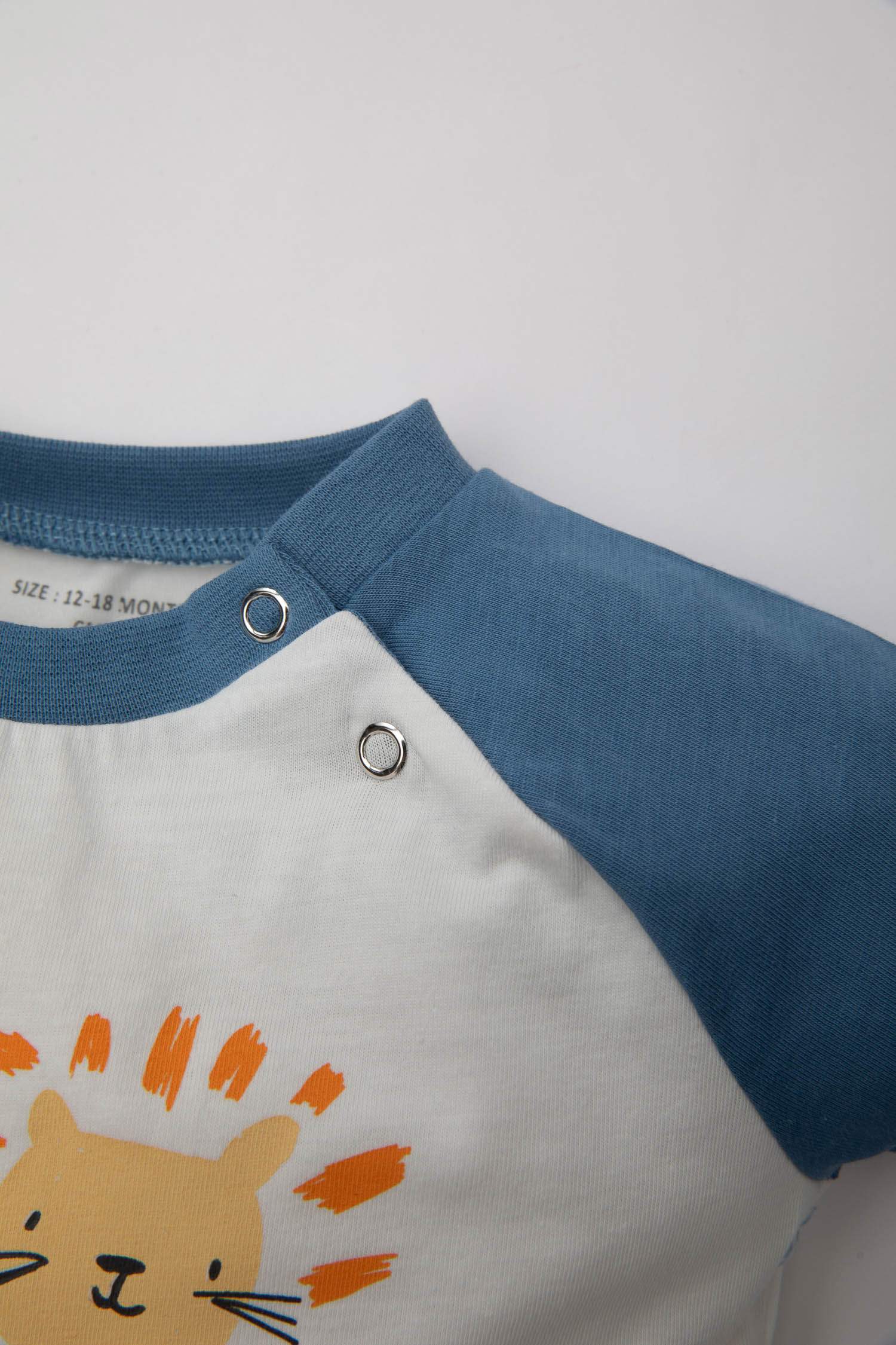 سيت شورت ولادي - قطعتين