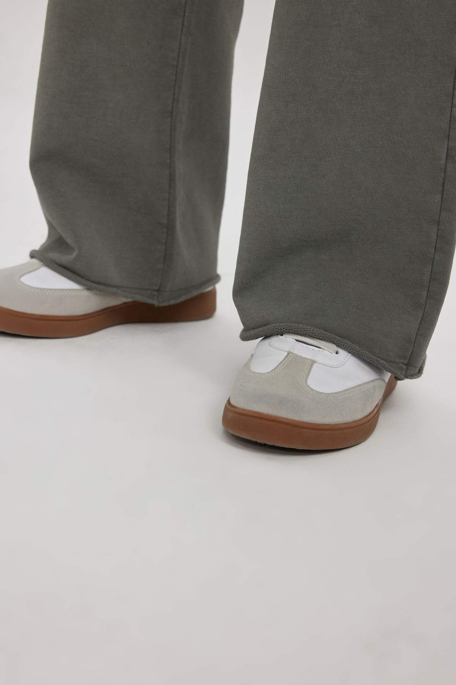 кең аяқ тұрақты етек Шалбар