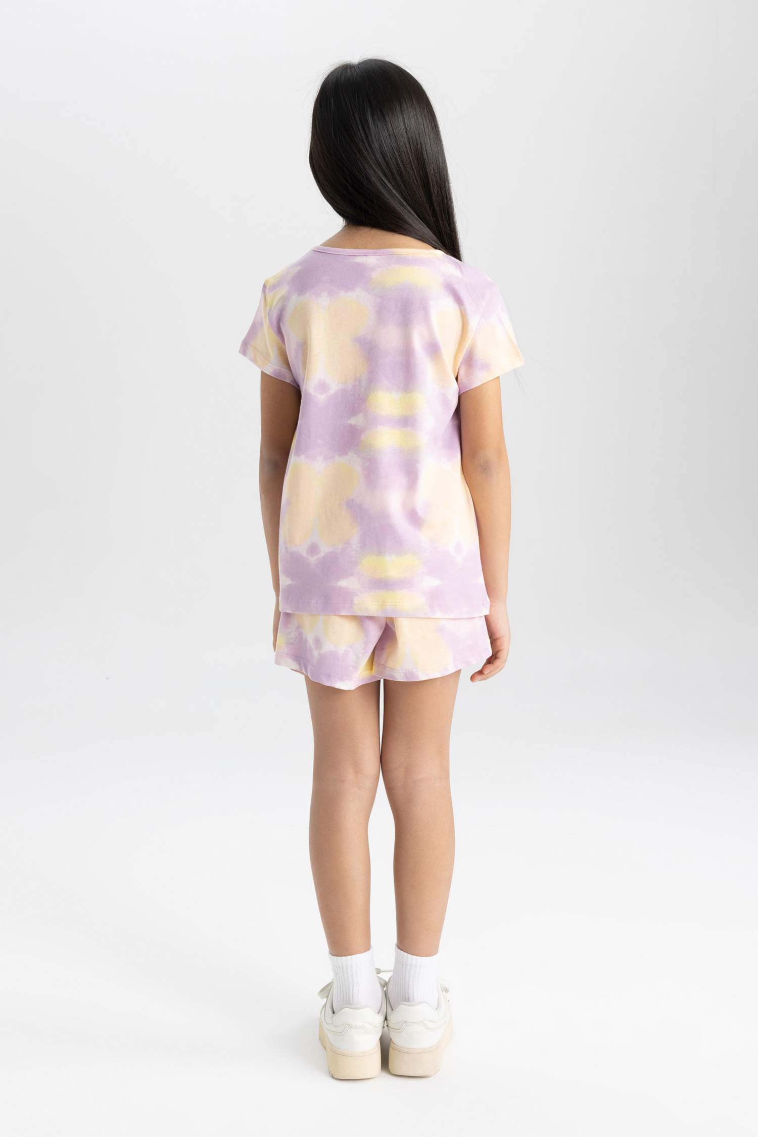 Kız Çocuk Pijama Takımı Batik Desenli Kısa Kollu Üst Şort