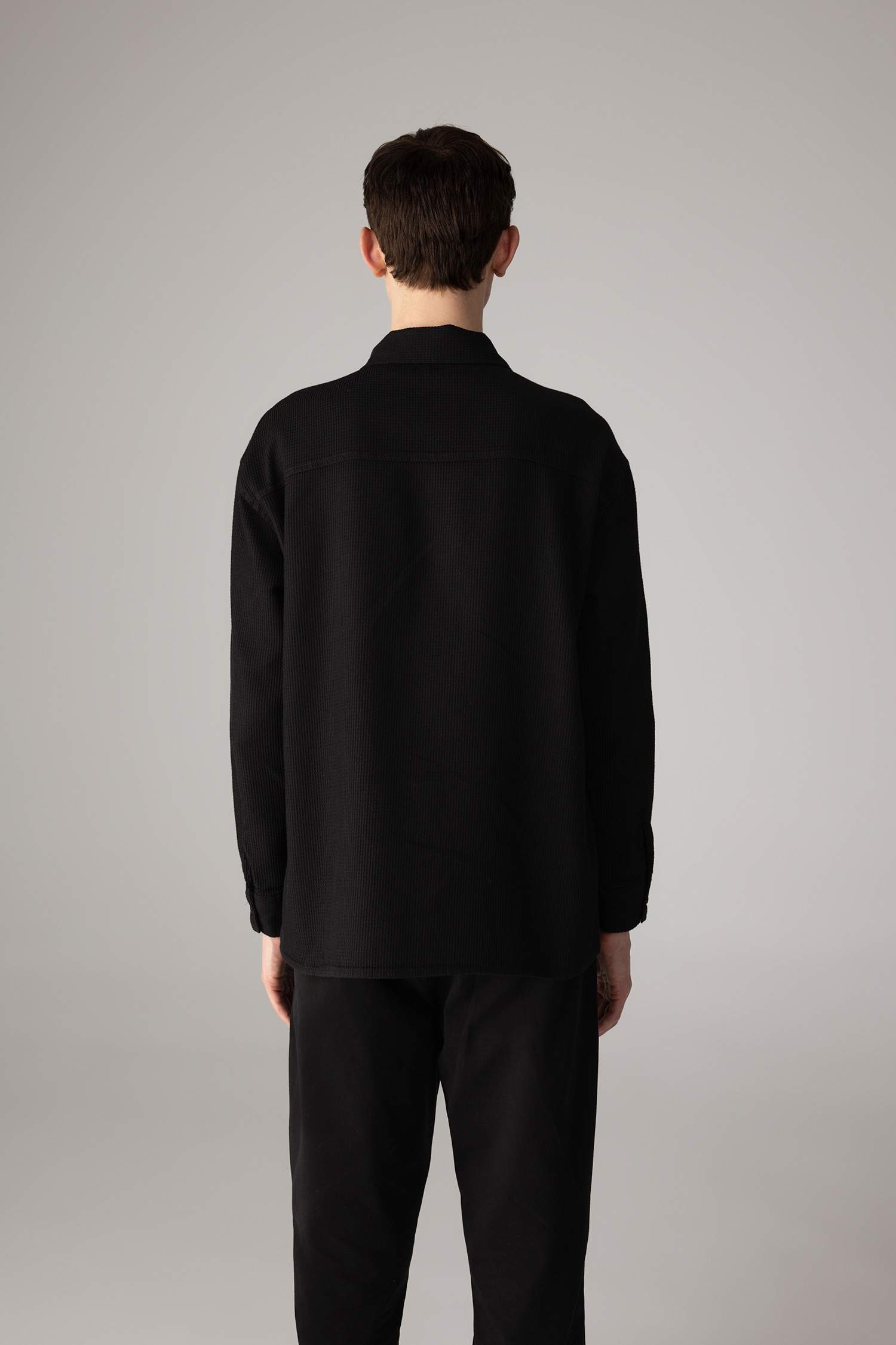 قميص قطن واسع برقبة بولو