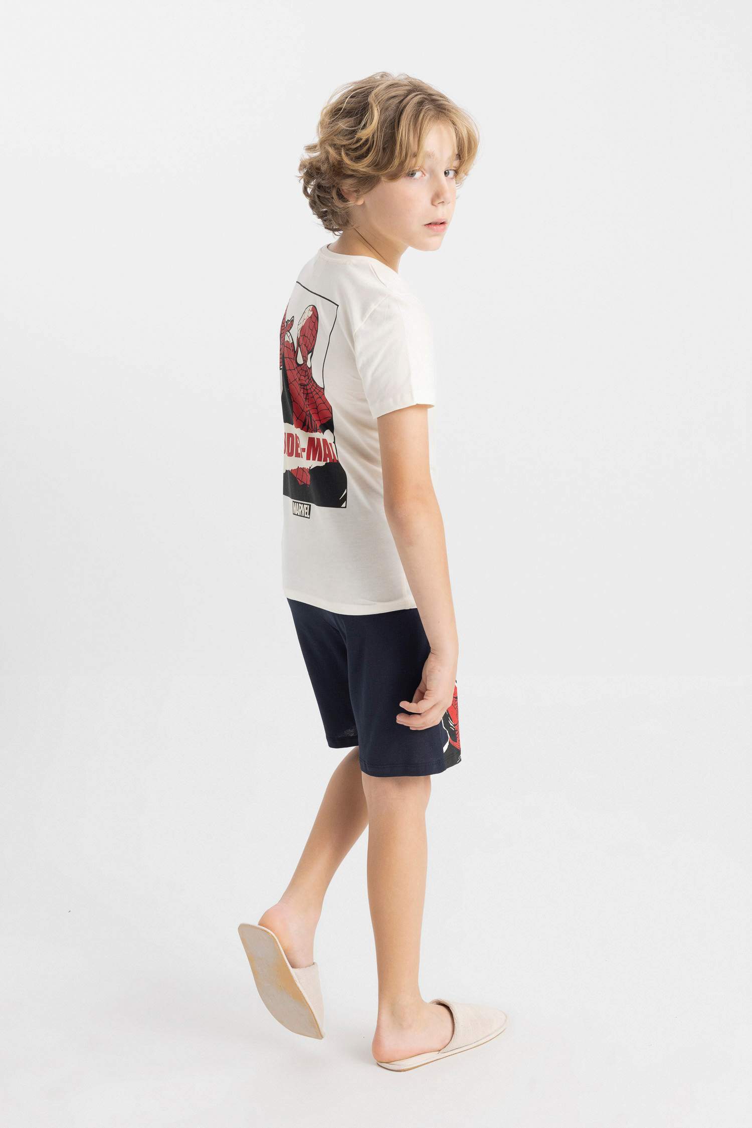 Erkek Çocuk Marvel Spiderman Pijama Takımı Kısa Kollu Üst Şort