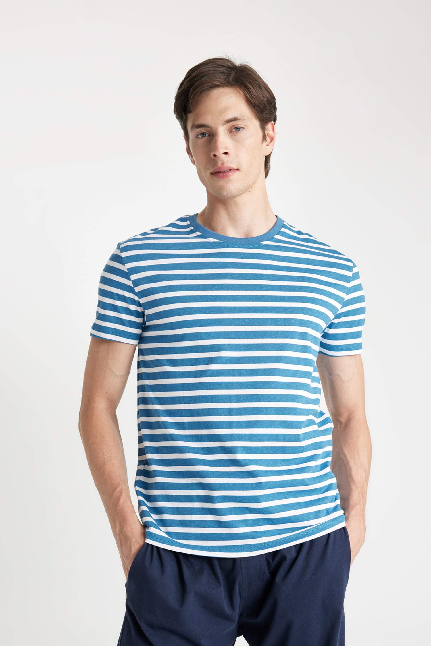 Regular Fit Short Sleeve Knitted Tops