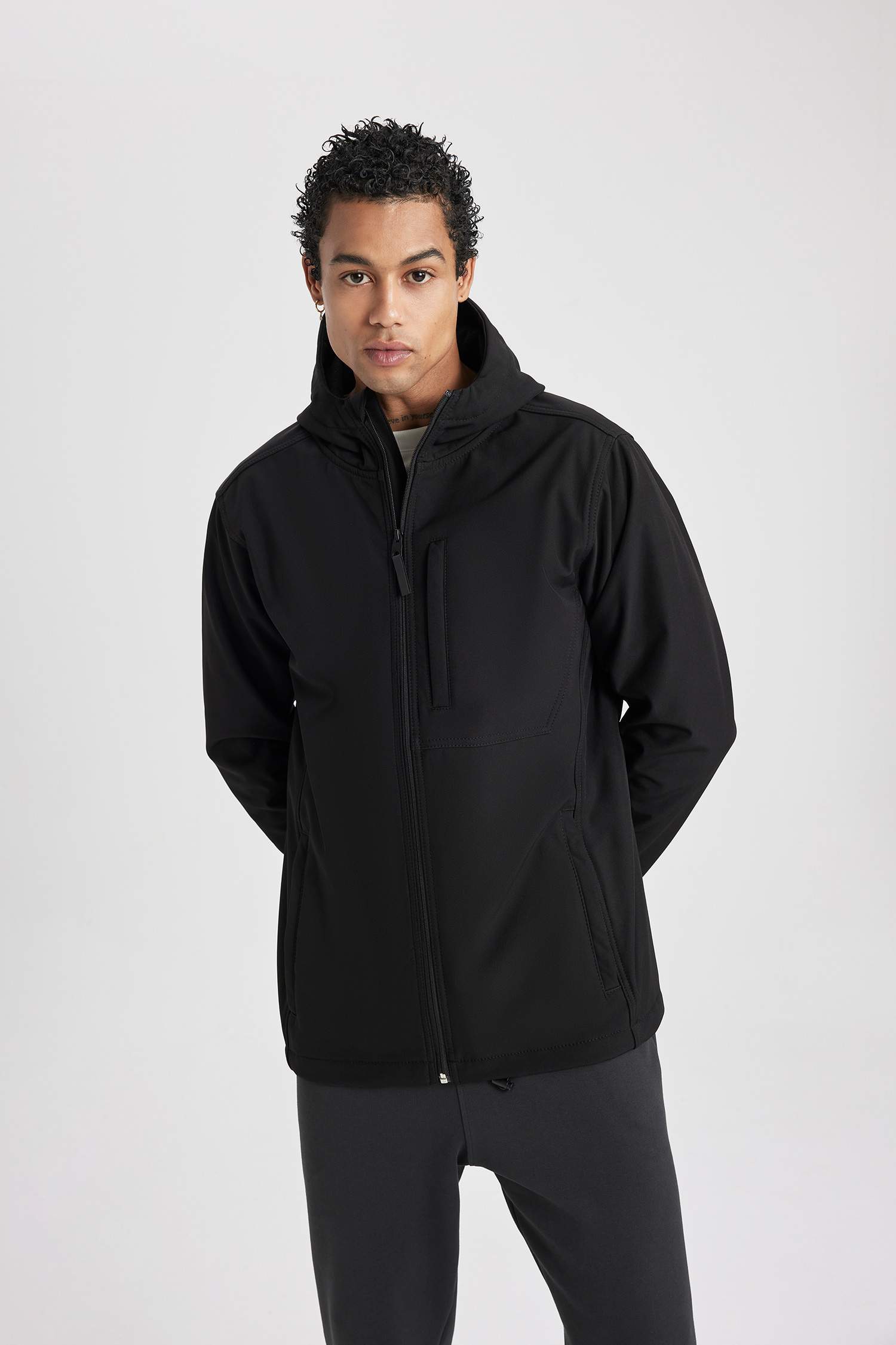 DeFactoFit Thermal Insulated Regular Fit Hooded Zippered Softshell Jacket