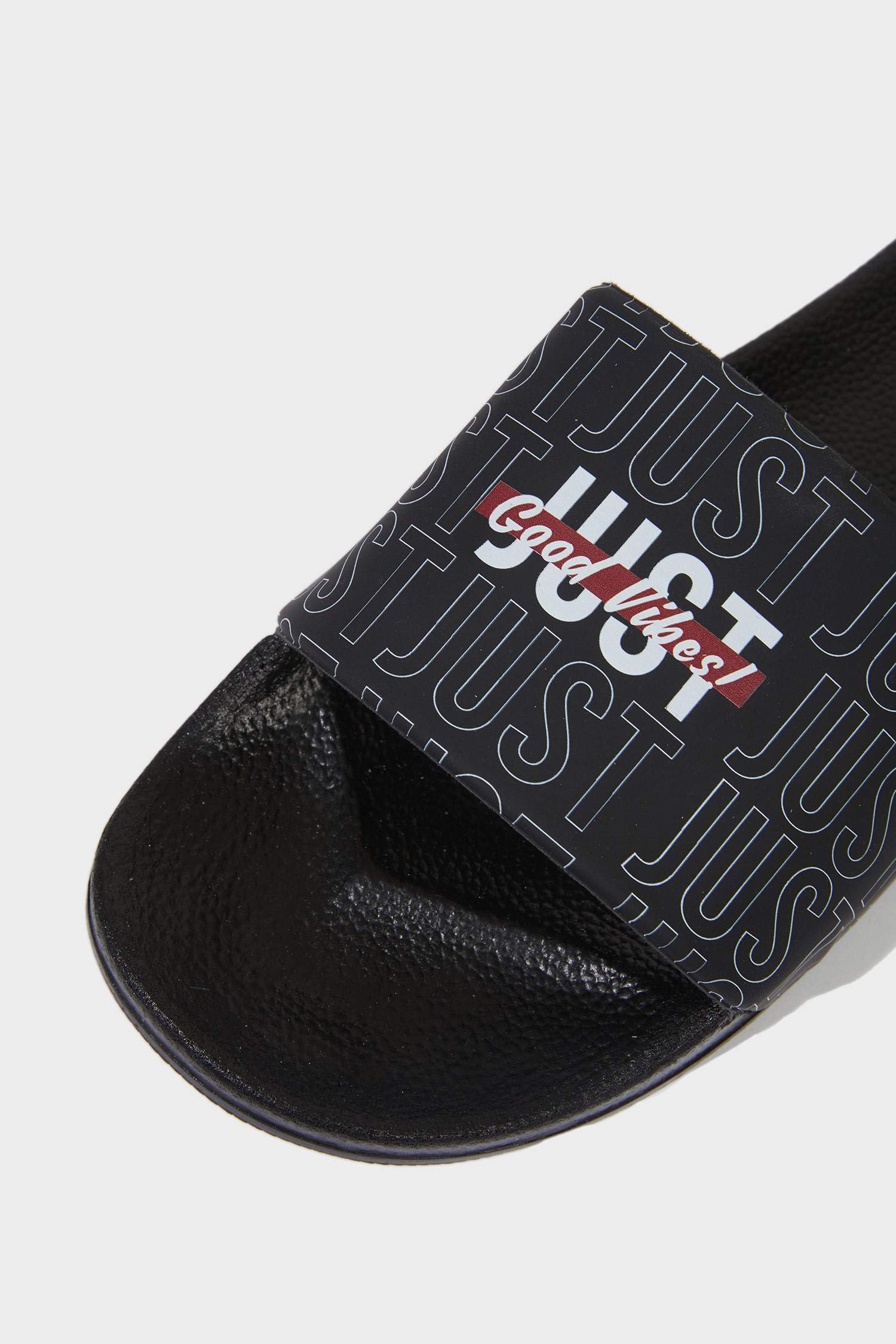 شبشب رجالي بكعب عالي بشريط مفرد