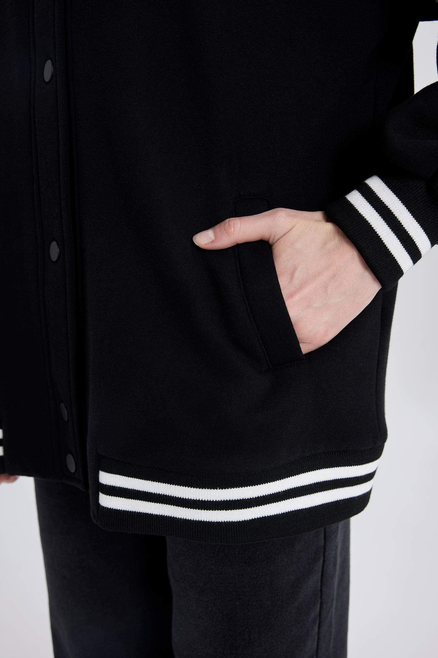 Kolej Yaka Bomber Ceket Hırka Nakışlı Çıtçıtlı İçi Yumuşak Tüylü Kalın