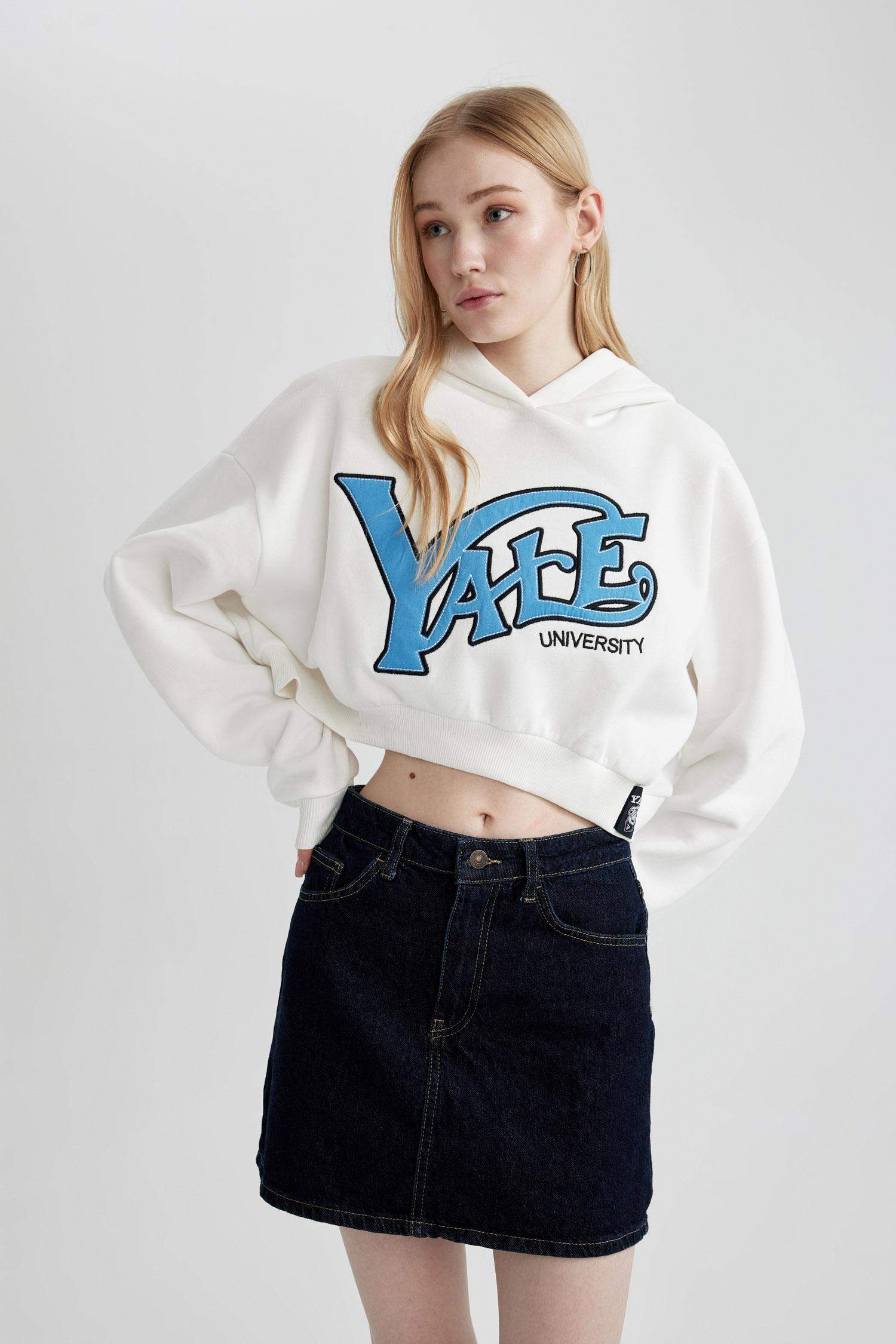 Coool Yale University Oversize Geniş Kalıp Kapüşonlu Crop Sweatshirt