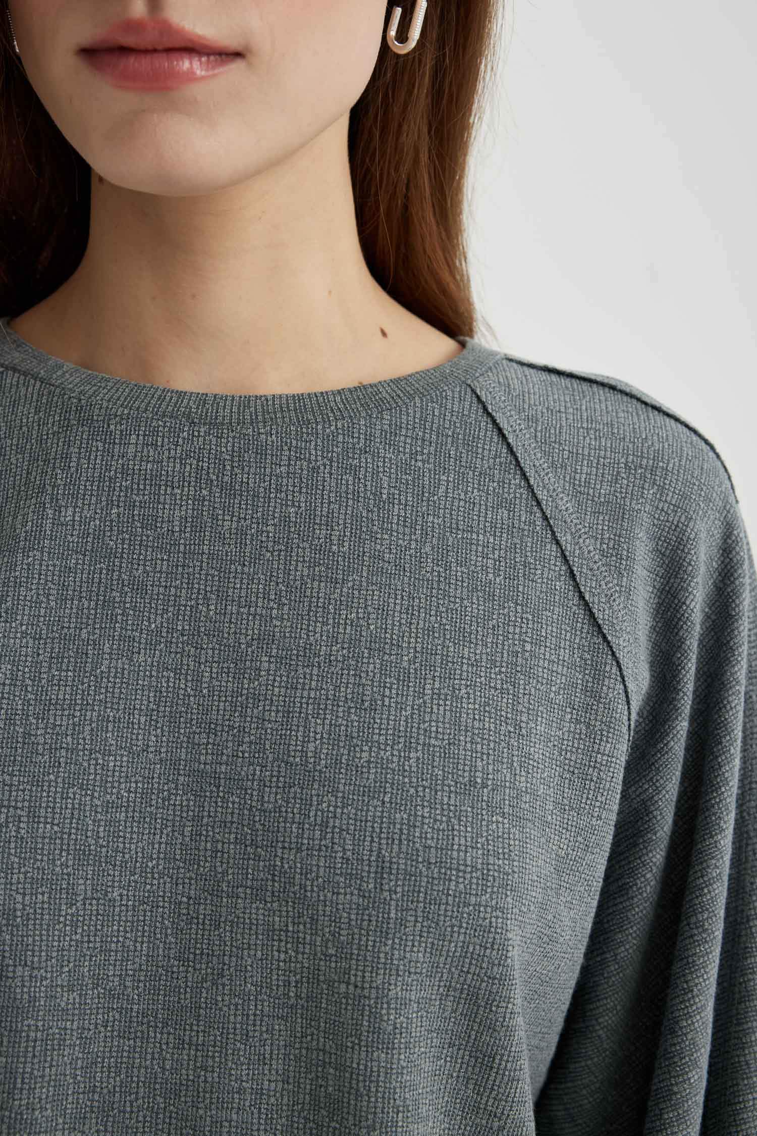 Relax Fit Bisiklet Yaka Basic Düz Uzun Kollu Tişört