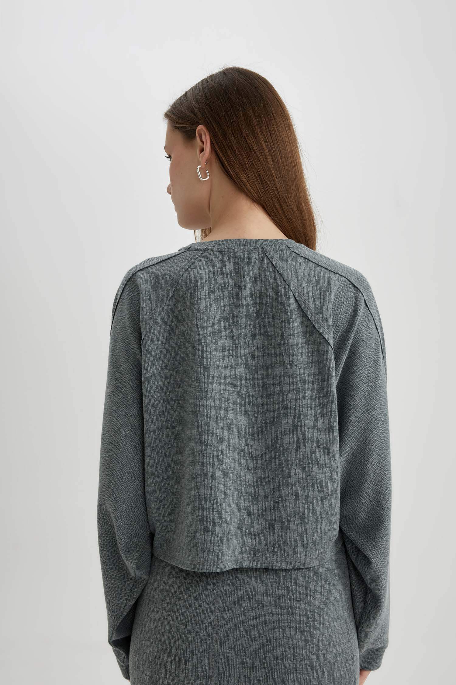 Relax Fit Bisiklet Yaka Basic Düz Uzun Kollu Tişört